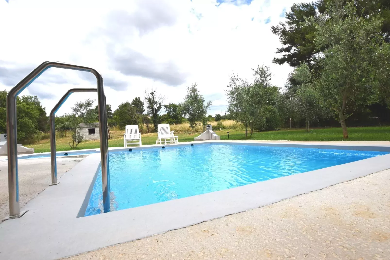 App Musoga 2-Pool
