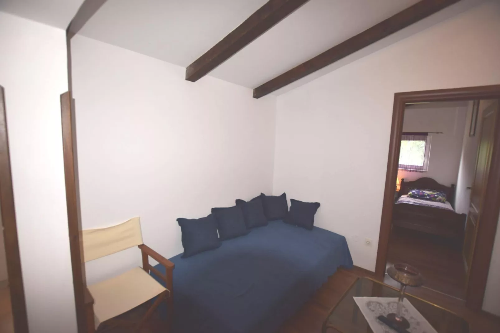 App Musoga 3-Living room