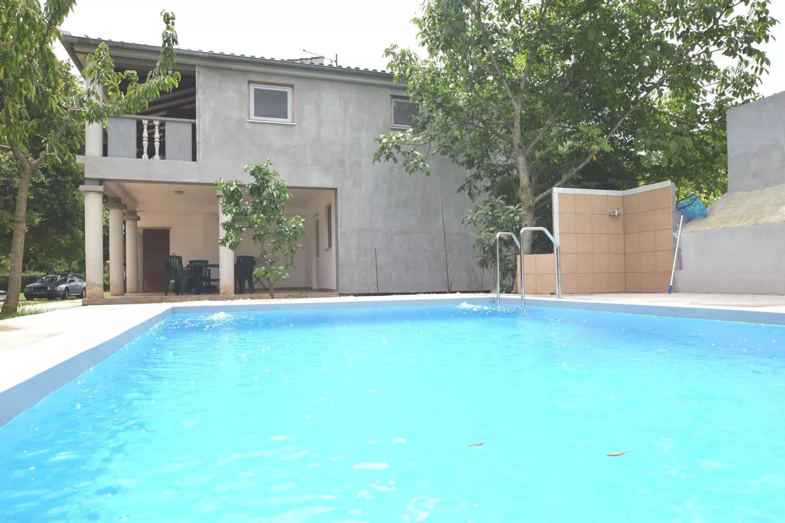 App Musoga 4-Pool