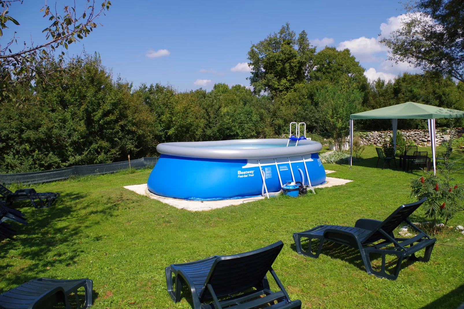 Slavica I-Pool