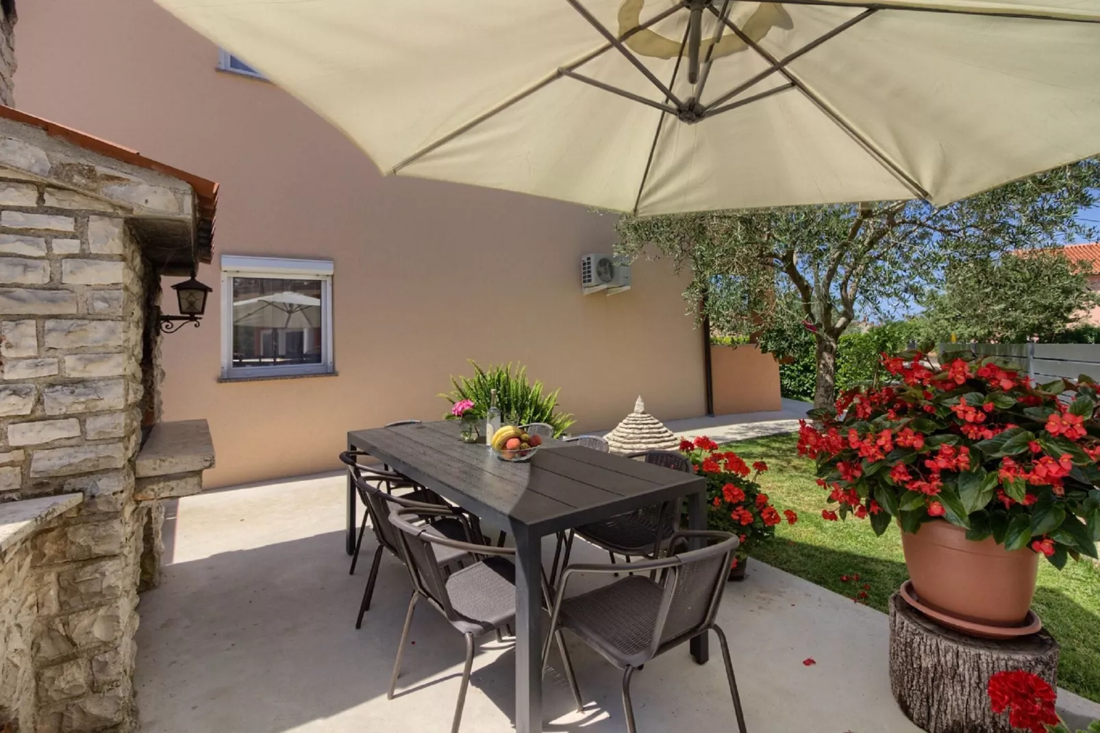Villa Mimoza-Terrassenbalkon