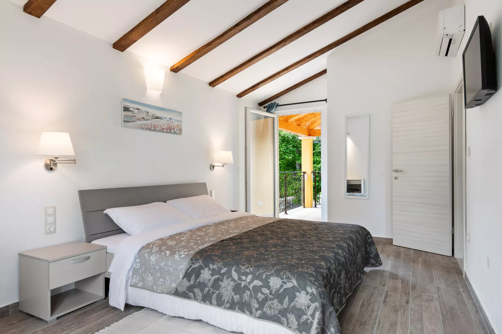 Villa Slum-Bedroom