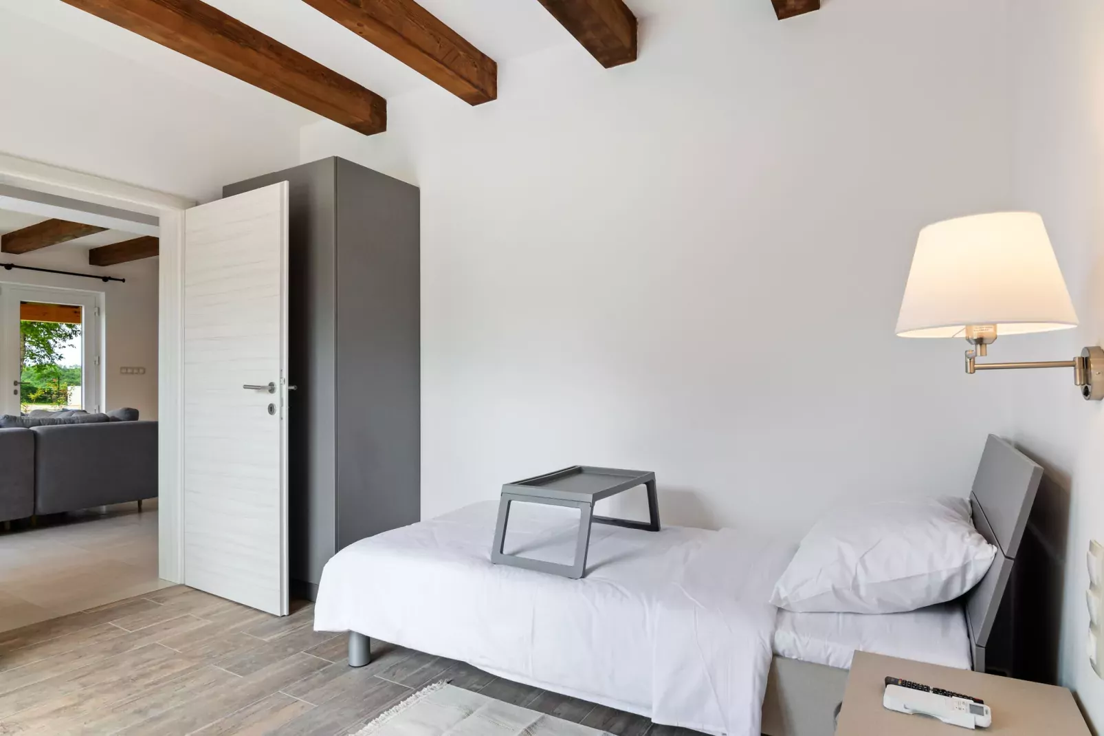 Villa Slum-Bedroom