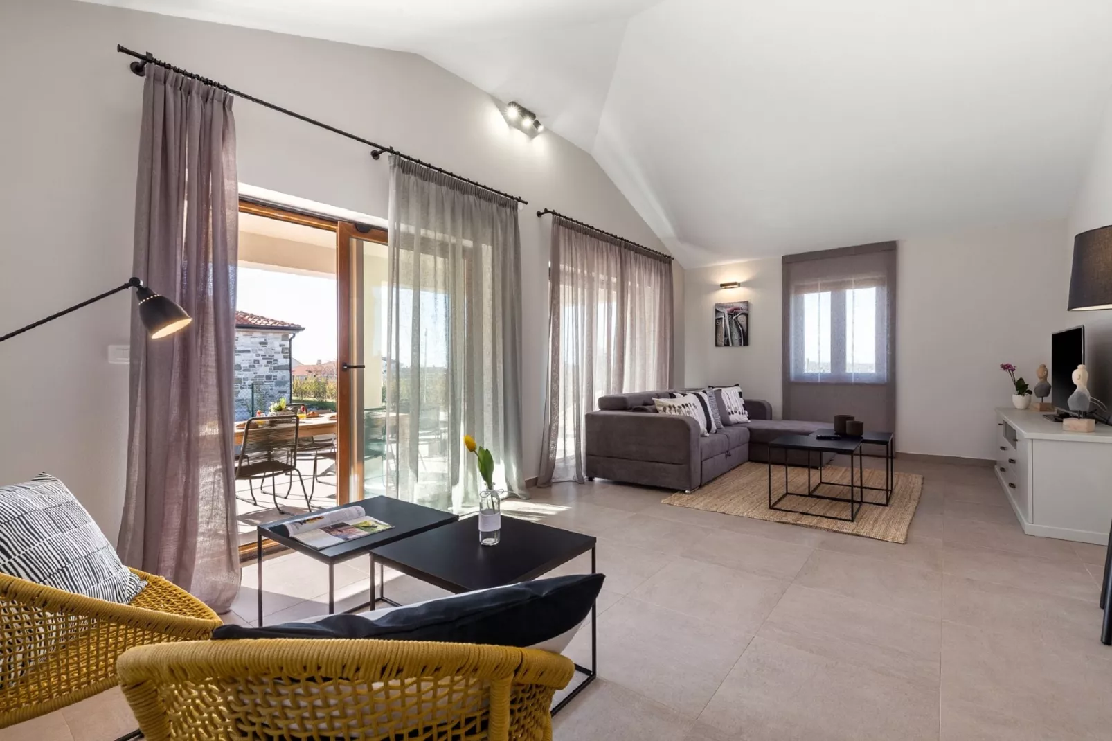Villa Brih 1-Living room