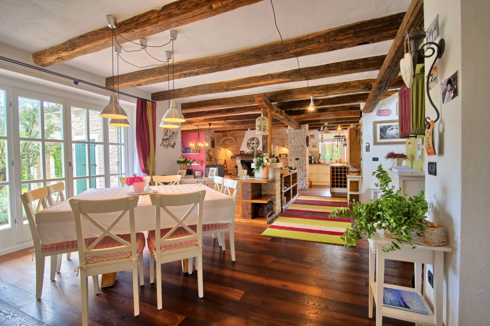 Villa Experience-Dining room