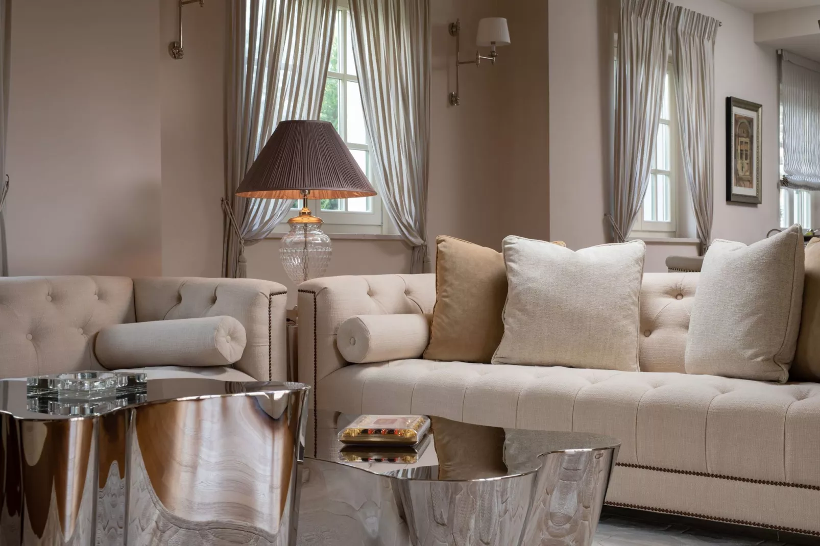 Claretta-Living room