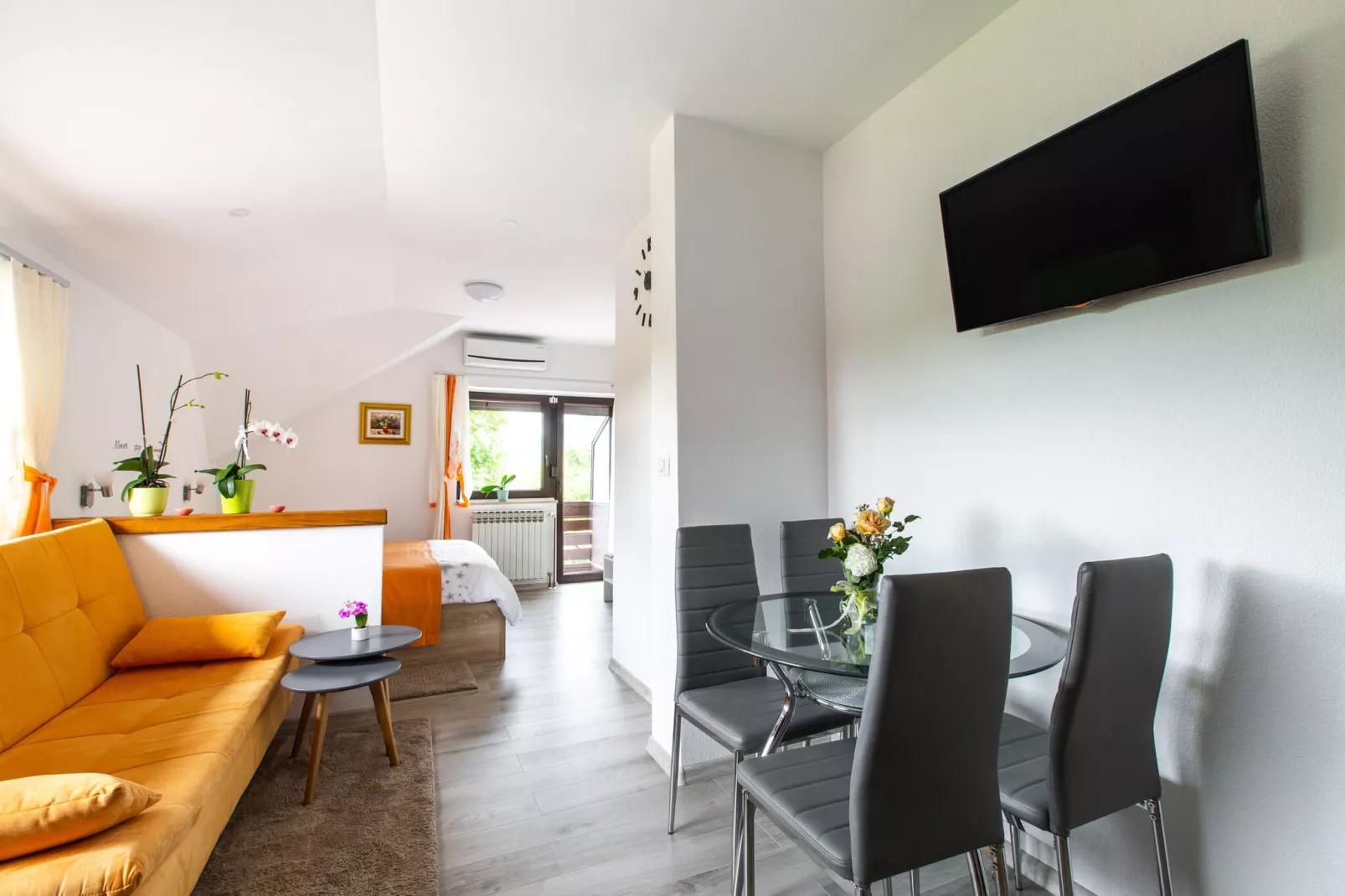 Apartment House Jelena-Living room