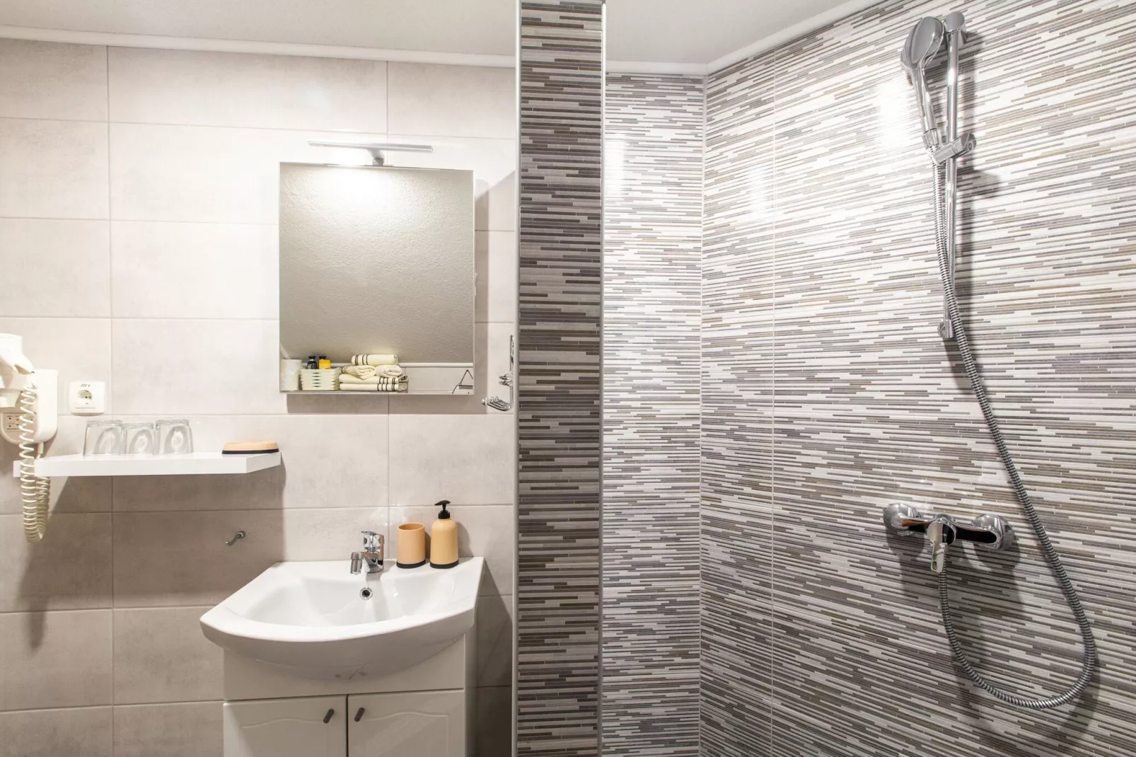 Apartment House Jelena-Bathroom