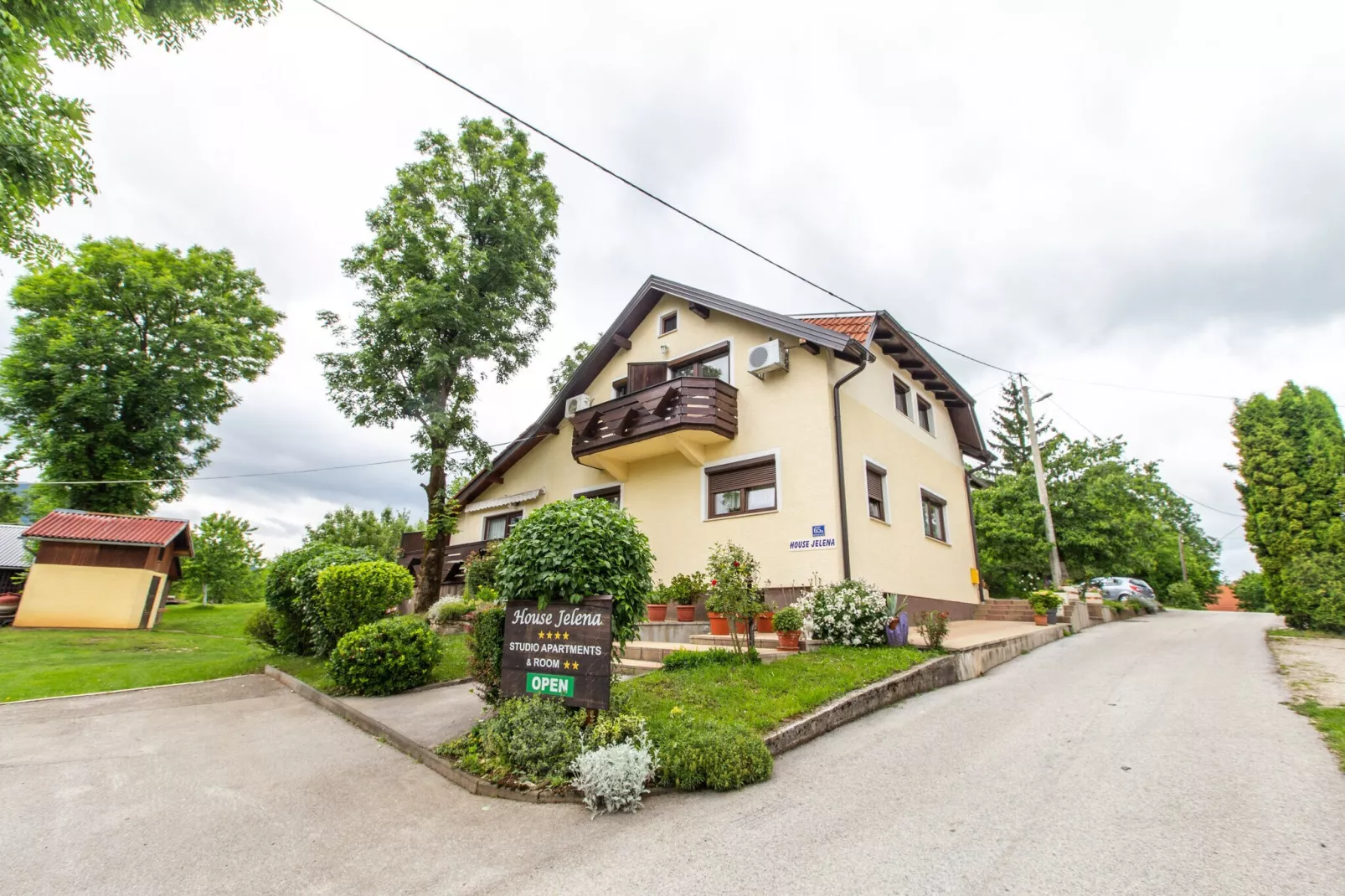Apartment House Jelena-Areas summer 1km