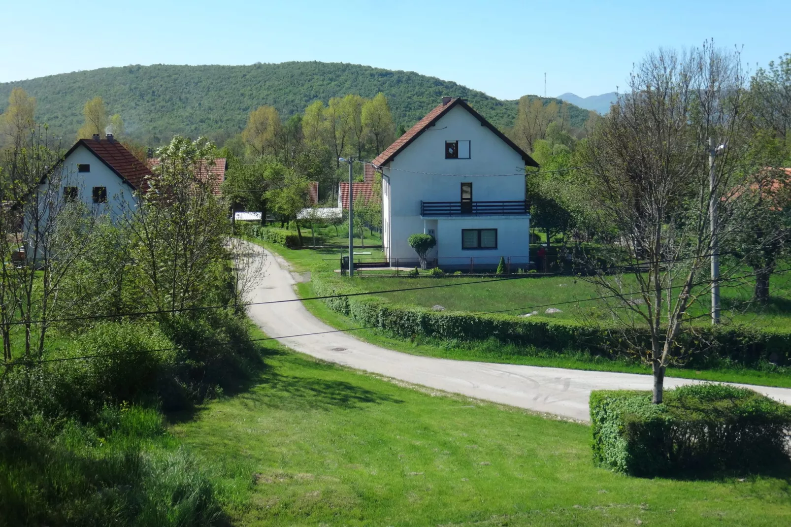 Holiday house Lovinac-View summer