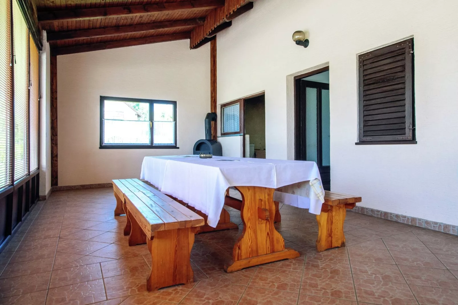 Vacation house Anka-Dining room