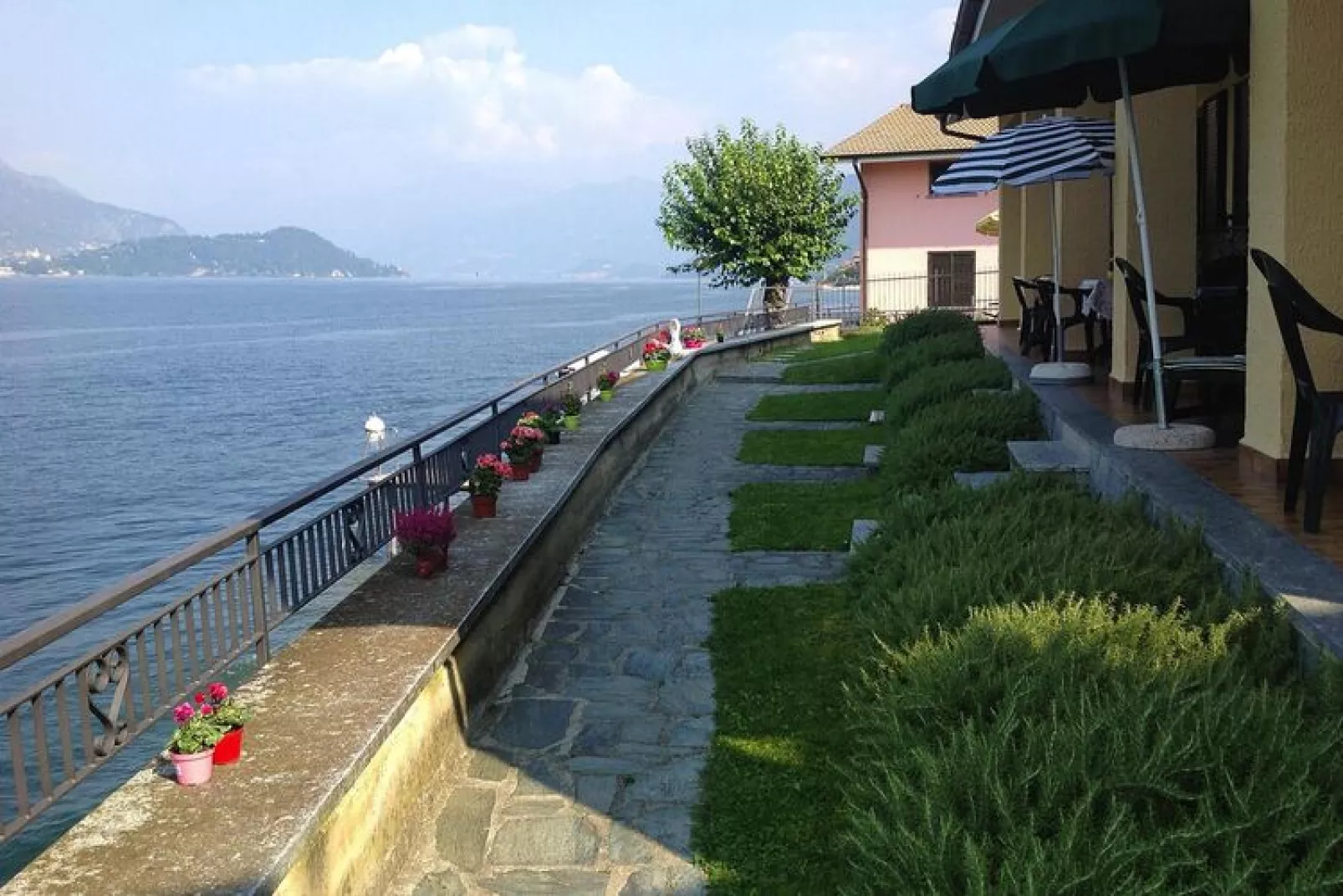 Apartments Paganini Lezzeno-Paganini 3-Water view
