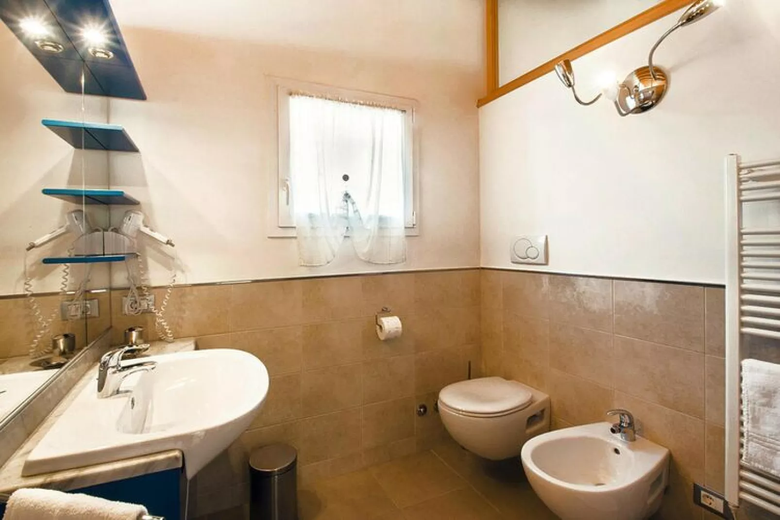 Residence Nautic Resort San Carlo Gargnano-casa san carlo-Bathroom