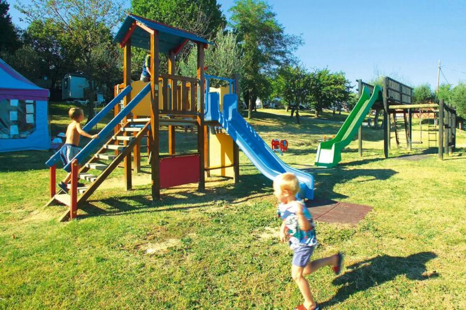 Mobile Homes Fontanelle Moniga del Garda-MH Standard Plus ex-Superior-Gardens summer