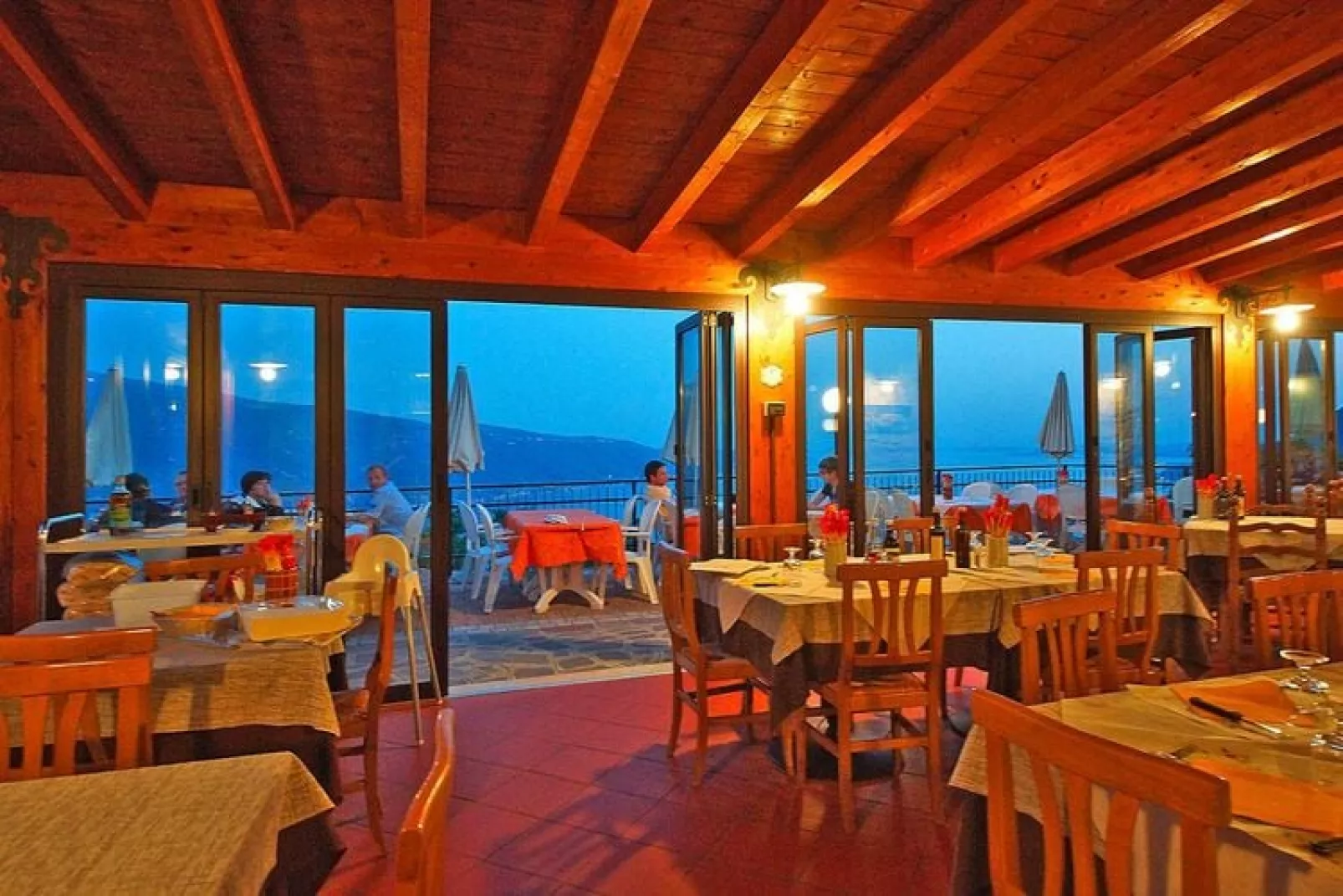 Residence La Rotonda, Tignale-bilo A4-Living room