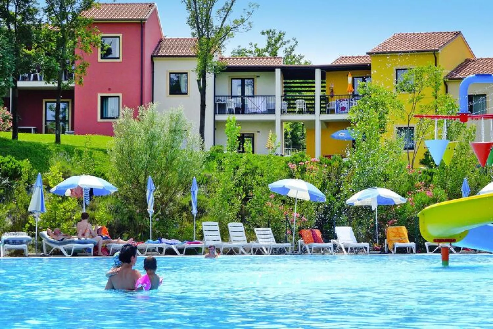 Residence Belvedere Village Castelnuovo del Garda-Trilo Family-Extérieur été