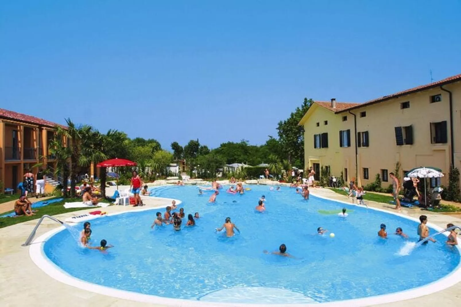 Holiday park Bella Italia, Peschiera-Glicine-Piscine
