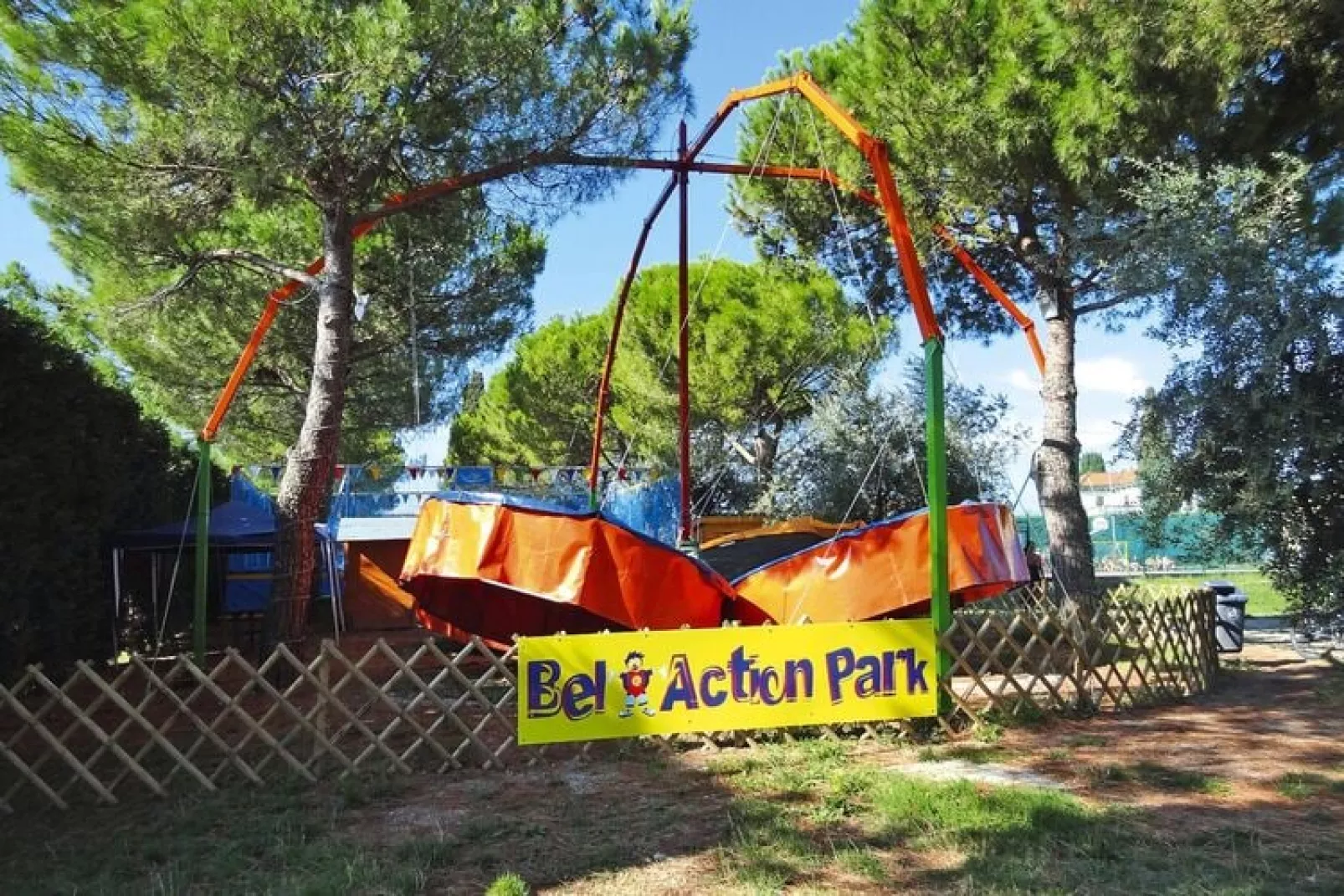 Holiday park Bella Italia, Peschiera-Girasole Suite MH H-Außenbereich Sommer
