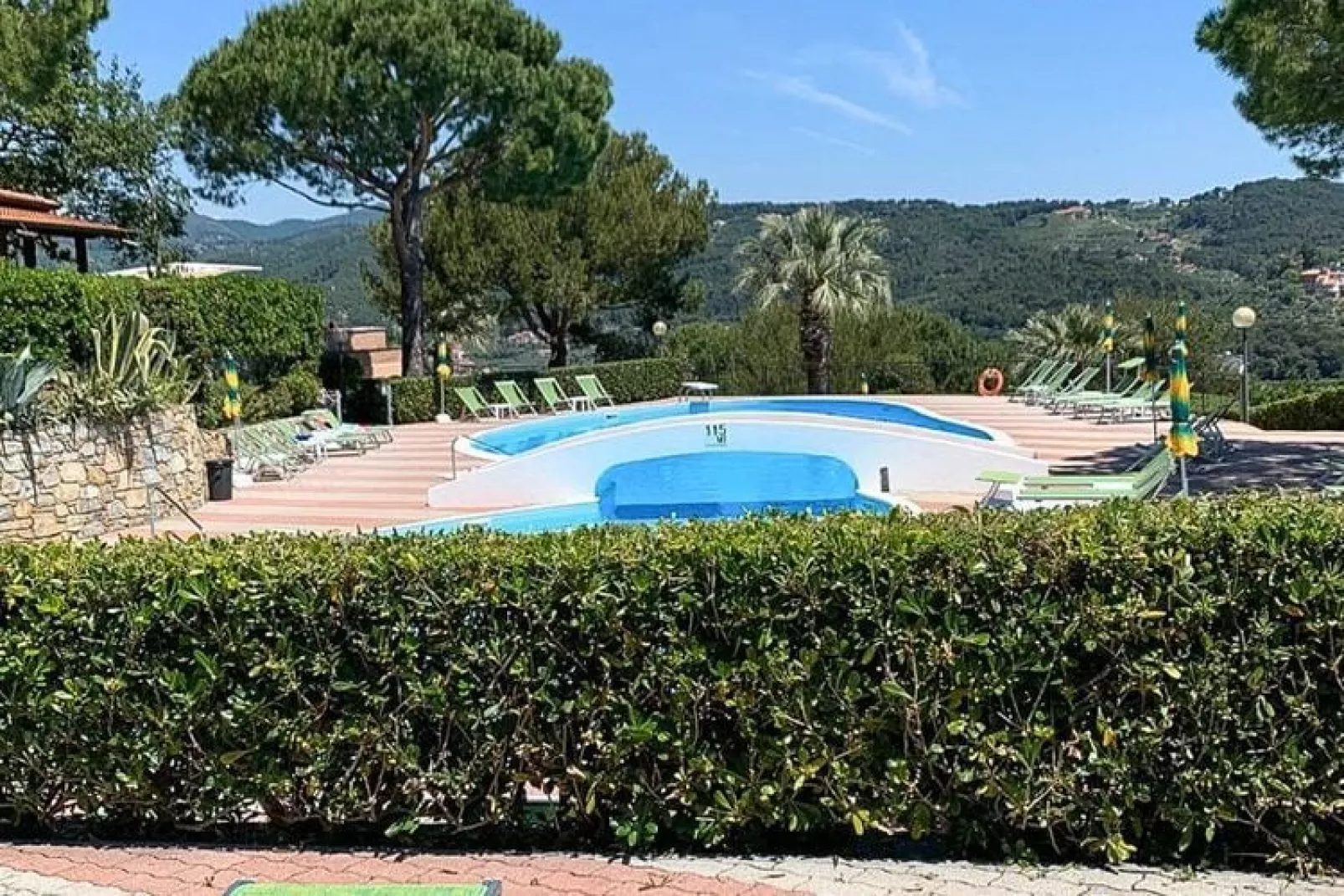 Ferienanlage Villaggio Colombo Andora Typ VT6 / V6-Pool