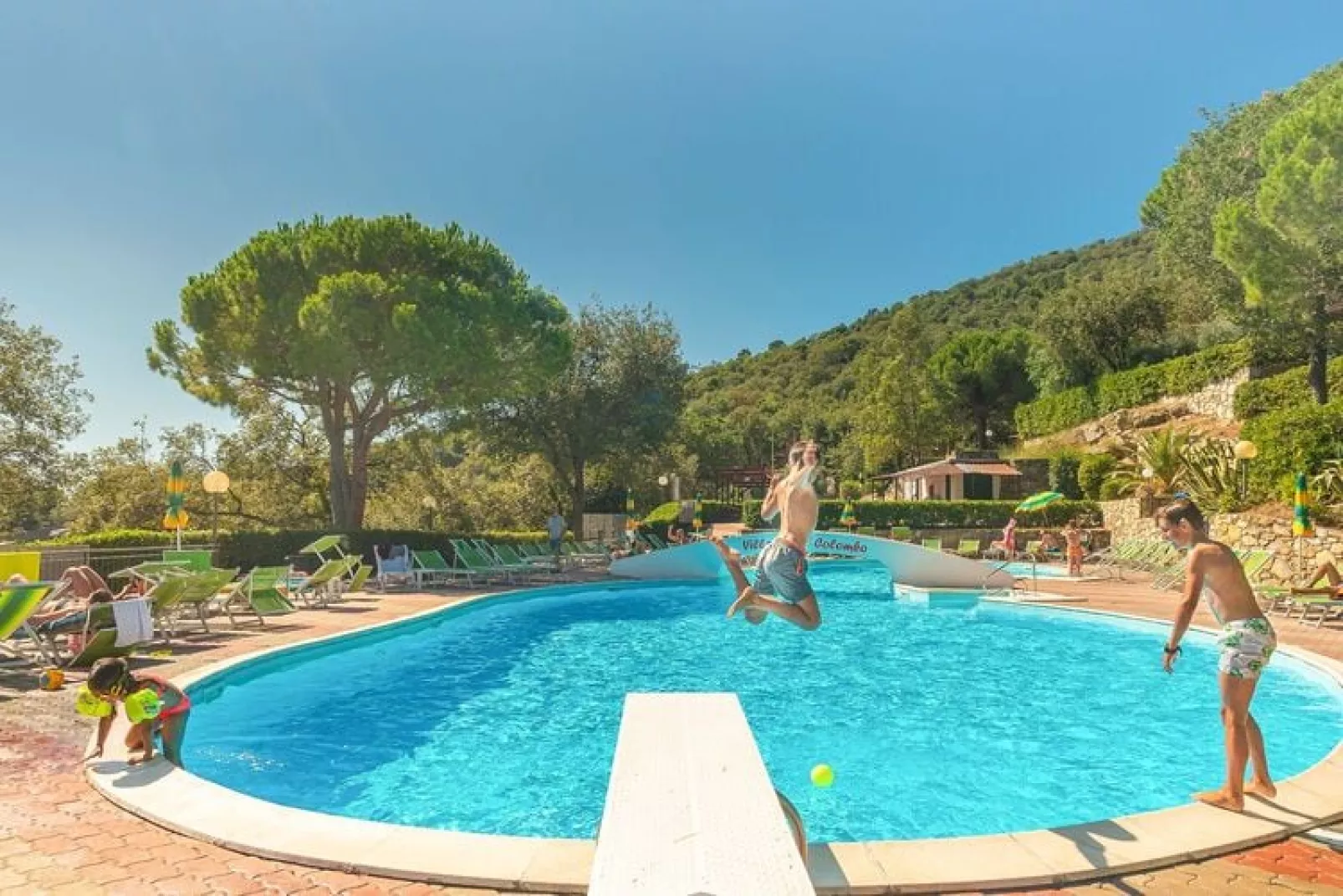 Ferienanlage Villaggio Colombo Andora Typ VT6 / V6-Pool
