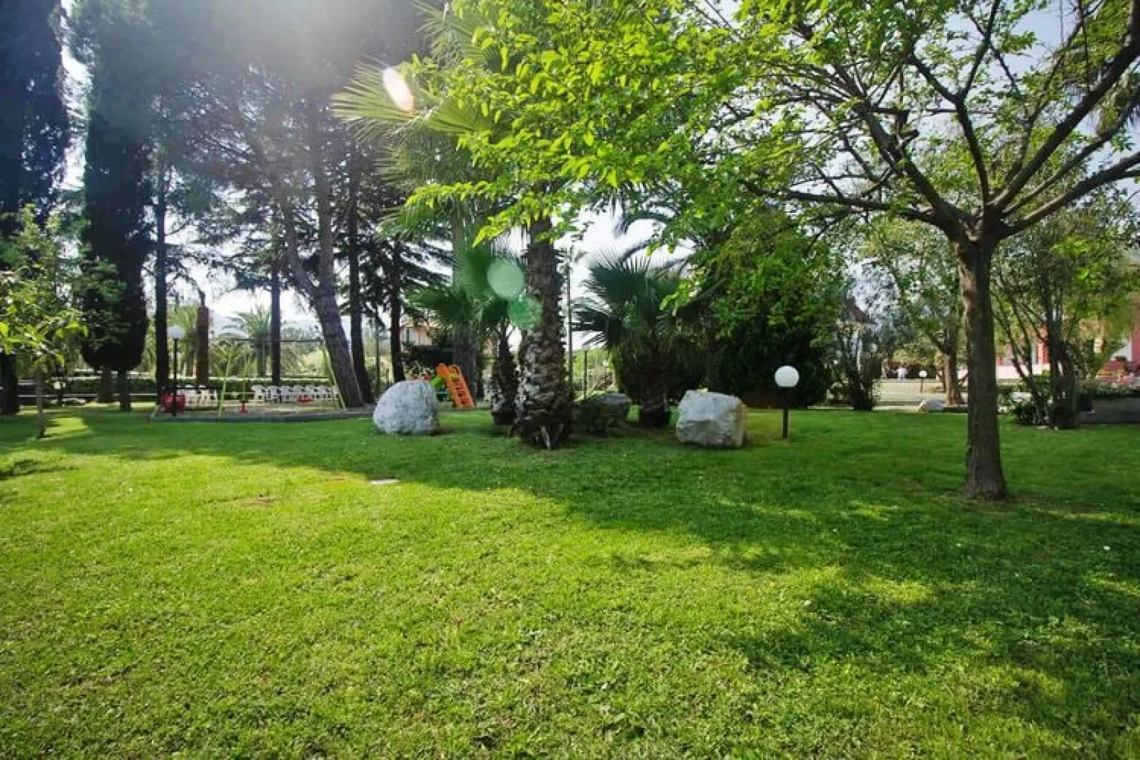 Villa Paola Loano - Type B6S-Gardens summer