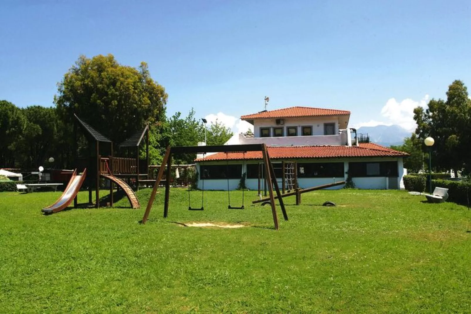 Caravanpark Marina 3B Sarzana - MH 4 Pax-Gardens summer