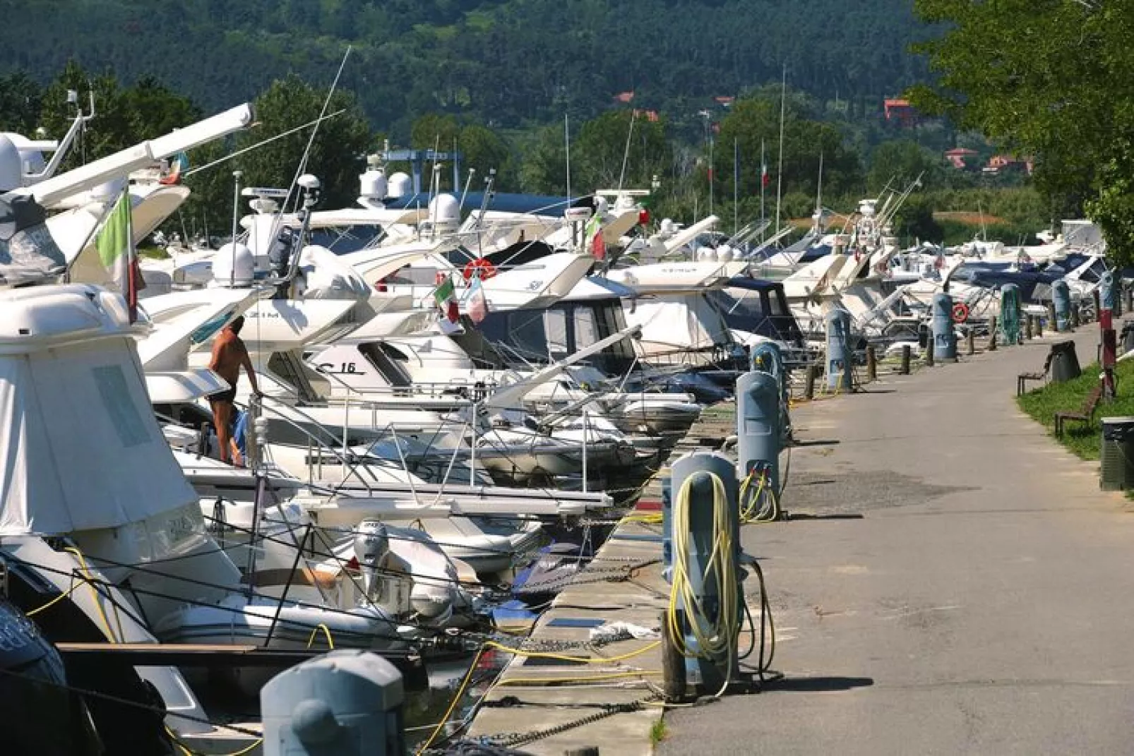 Caravanpark Marina 3B Sarzana - MH 4 Pax-Water view