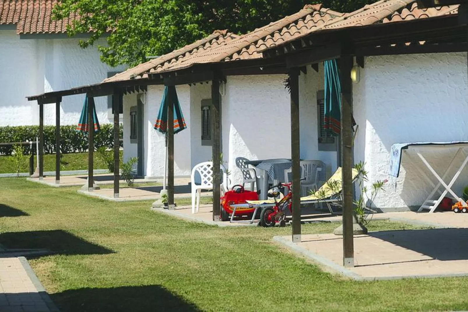 Caravanpark Marina 3B Sarzana - MH 4 Pax-Gardens summer