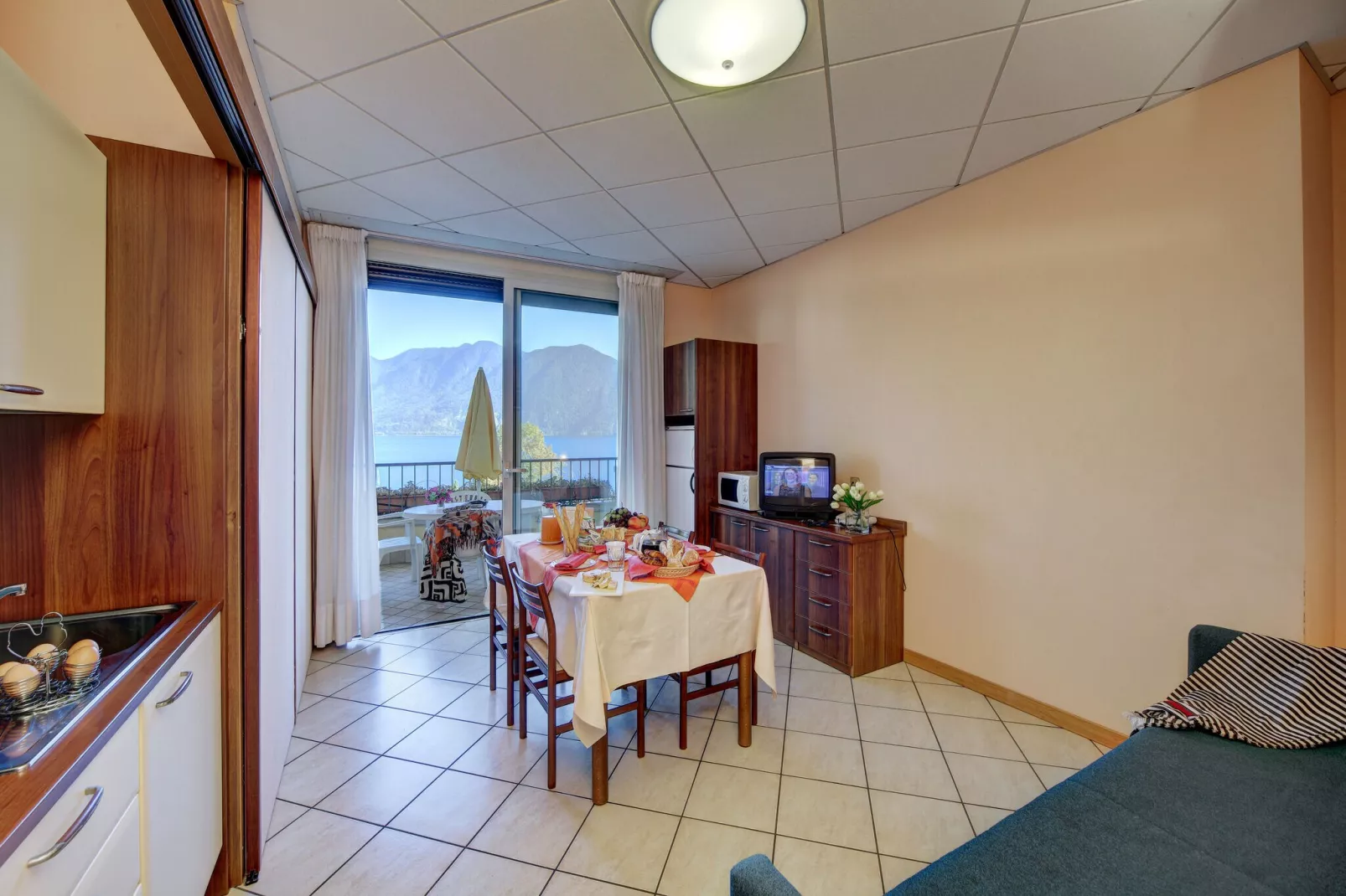 Residence Zust, Verbania Intra-Bilo mansarda-Kitchen