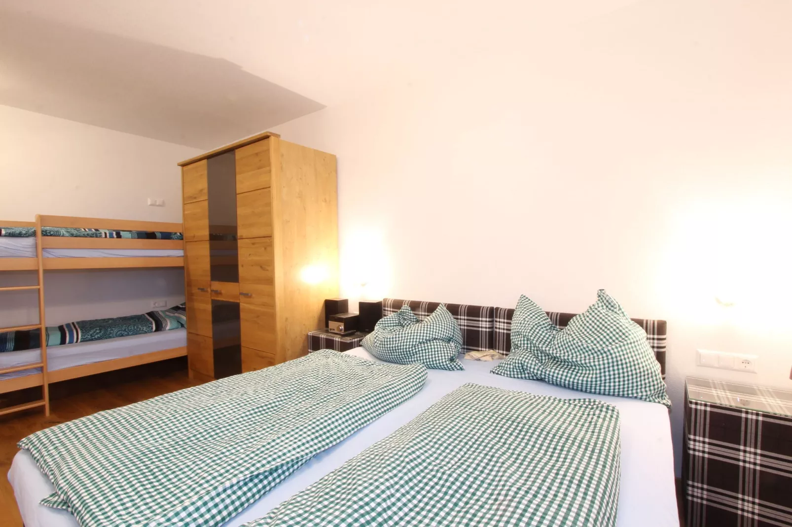 Alpenglühen Geisler - Helios Top 2-Schlafzimmer