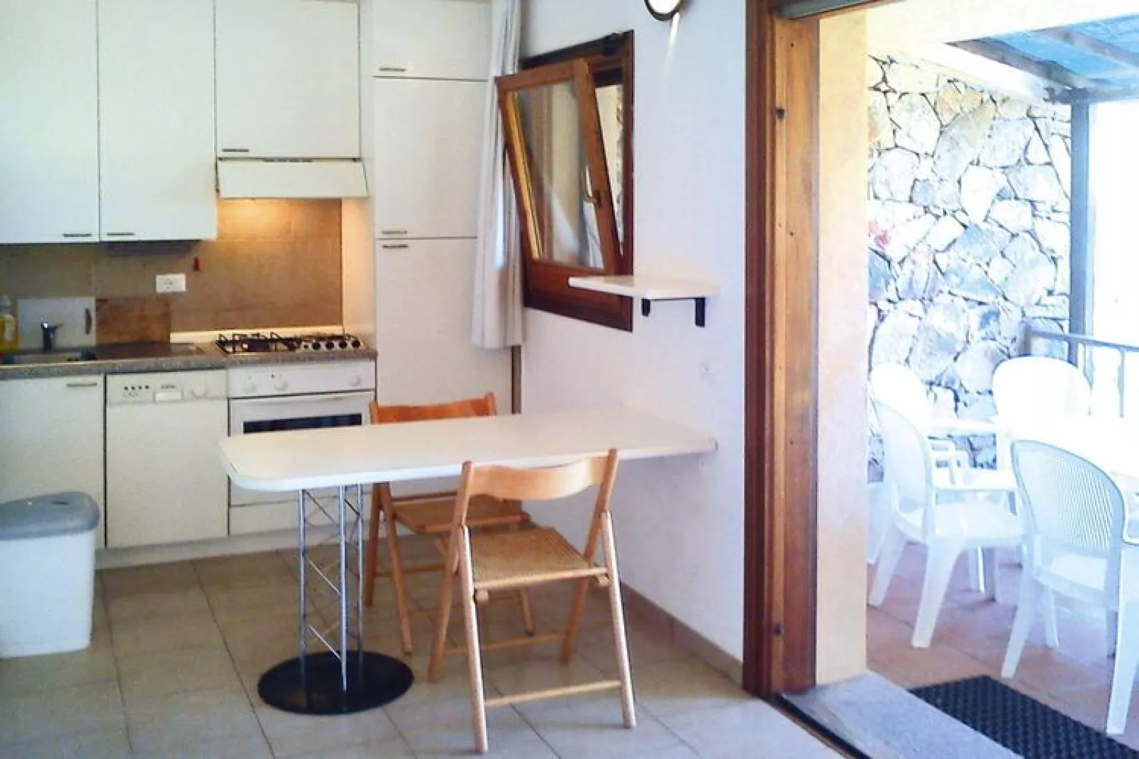 Holiday residence Il Nido dei Gabbiani Porto Pollo / Bilo comfort 4 pax con 2 bagni-Kitchen