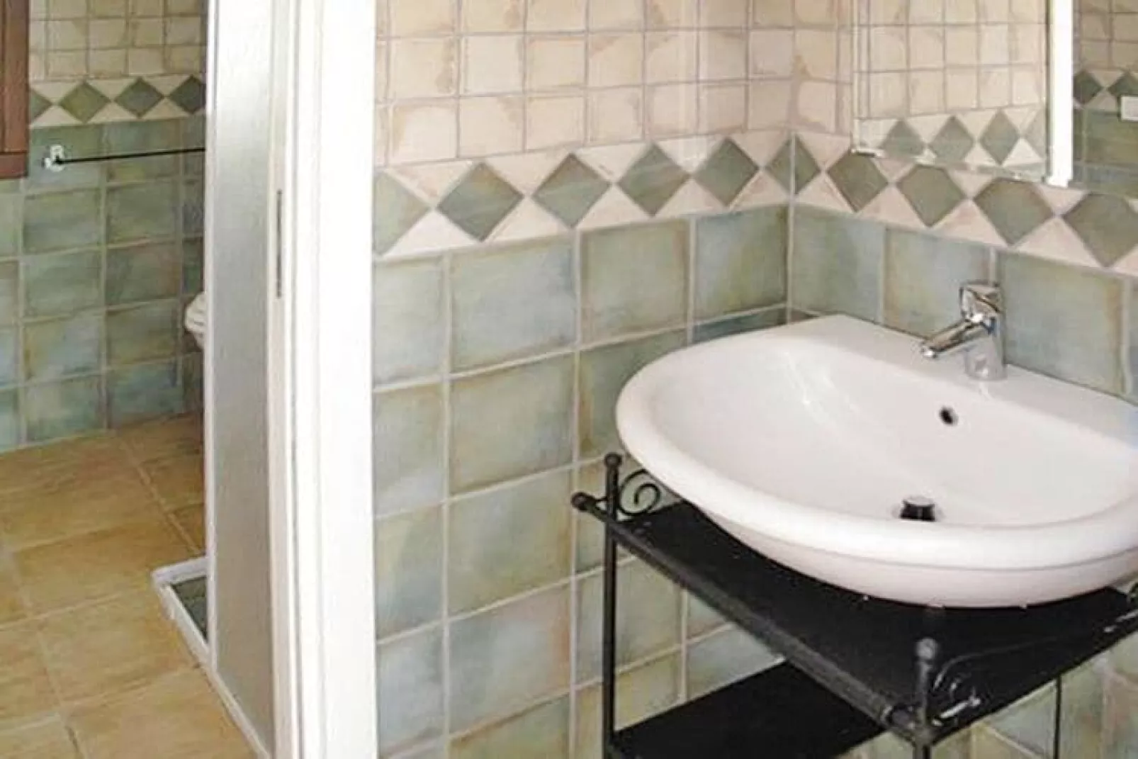 Row bungalows an der Costa Rei-San Pietro Villa 4/6 pers Unifamiliare con piscina comune-Badezimmer