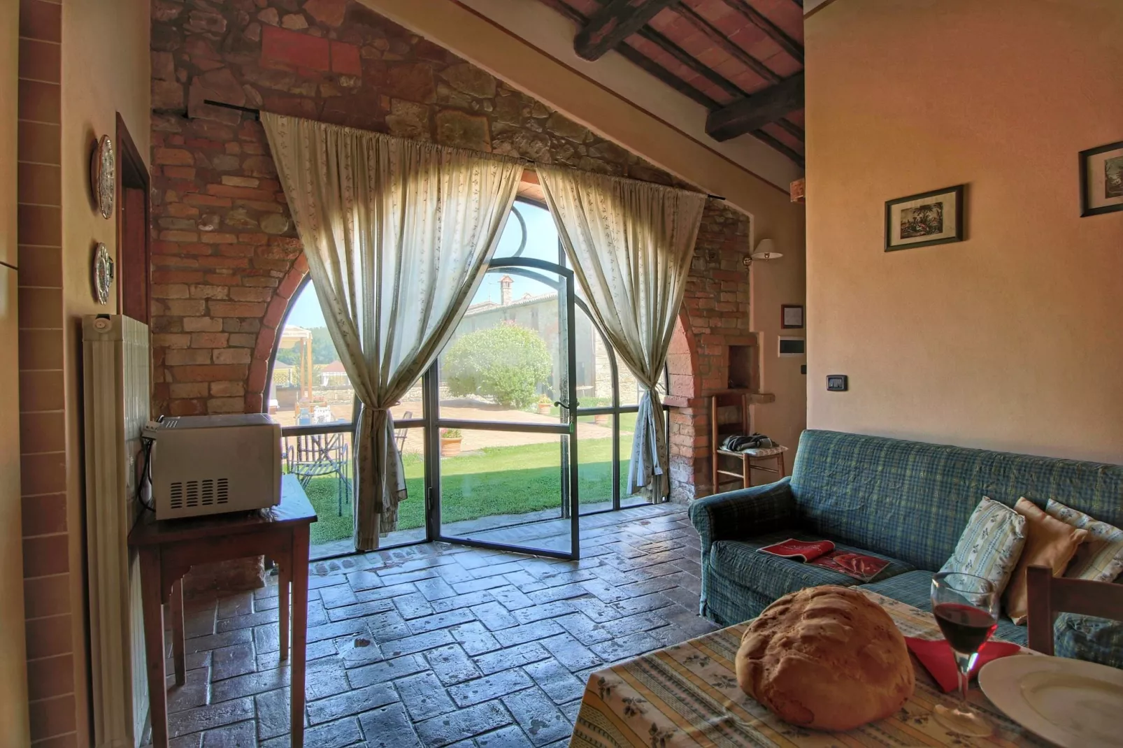 Casa Rovello-Living room
