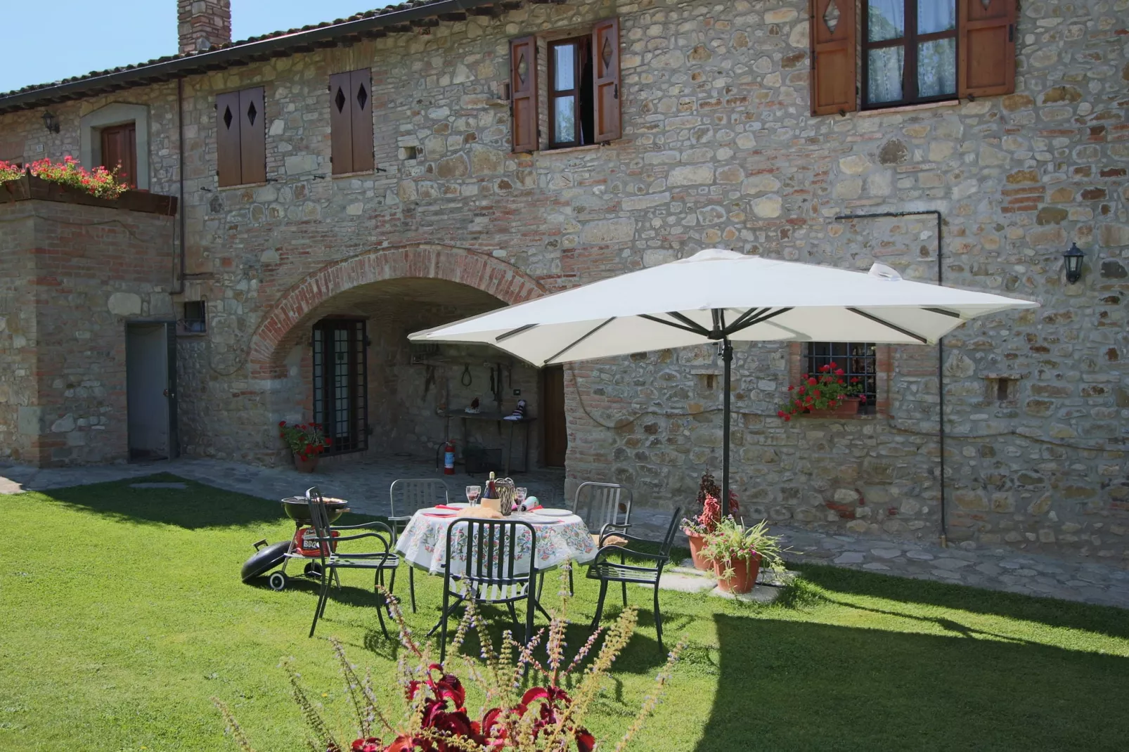 Casa Utimio-Außenbereich Sommer
