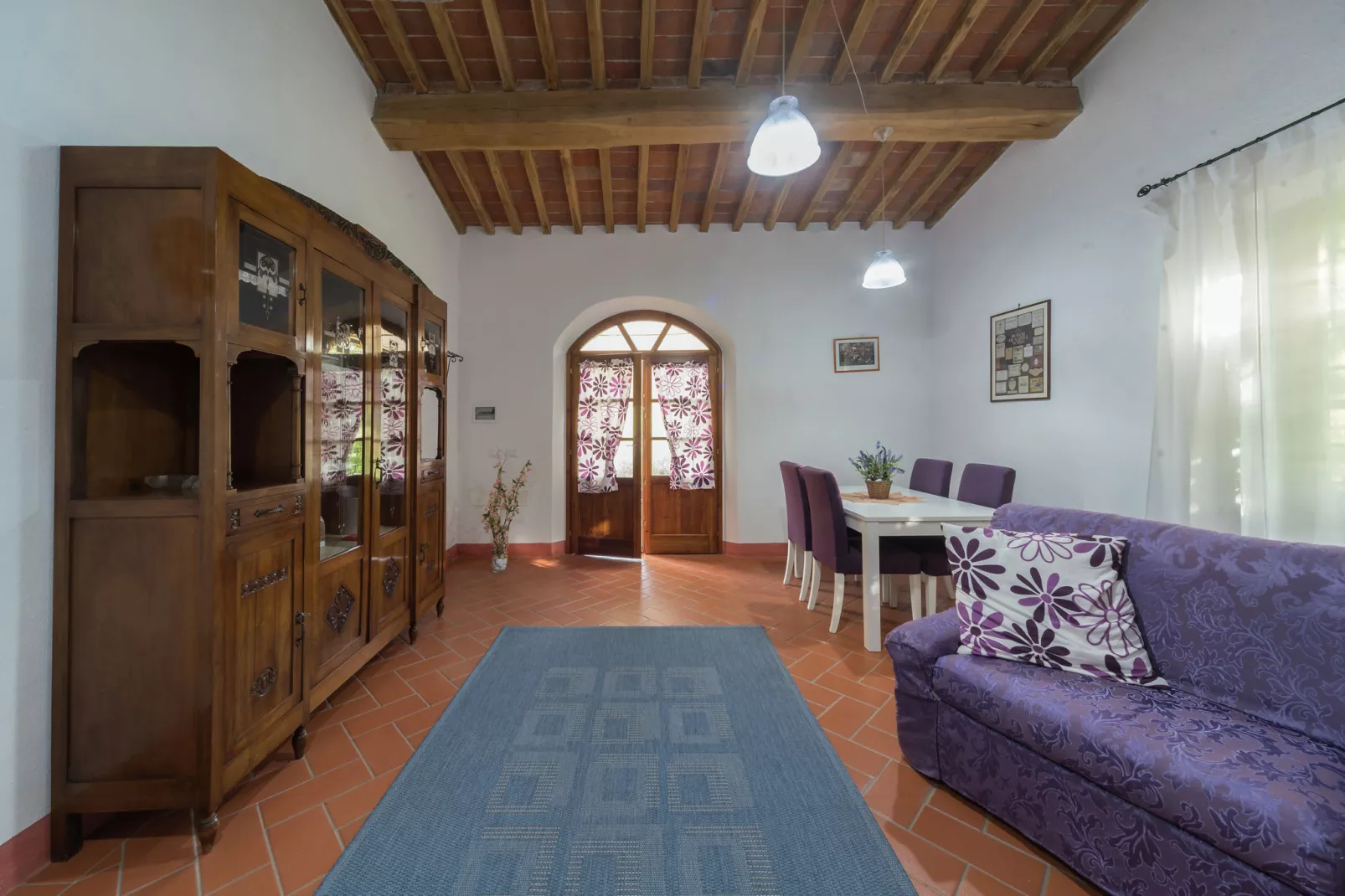 Mulinomanzi-Living room
