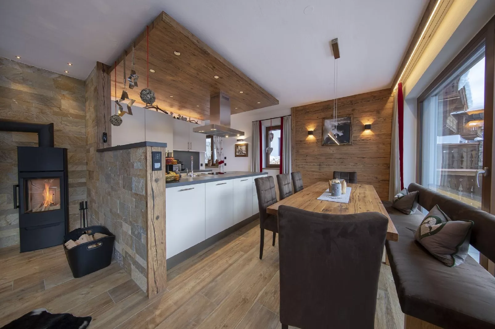 Nationalpark Chalet Dreiherrenspitze-Esszimmer