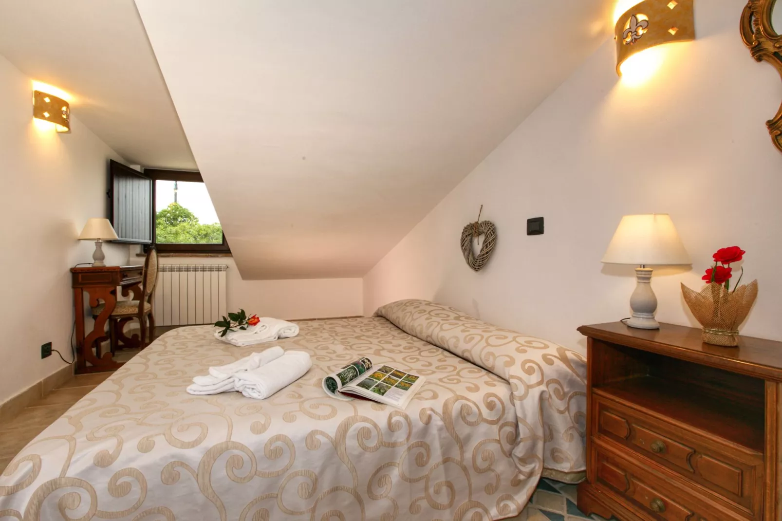 Il Giglio 16-Bedroom