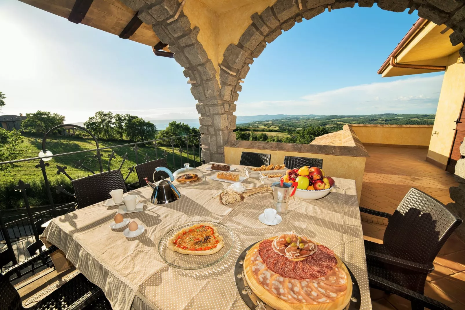 Il Giglio 16-Terrace balcony