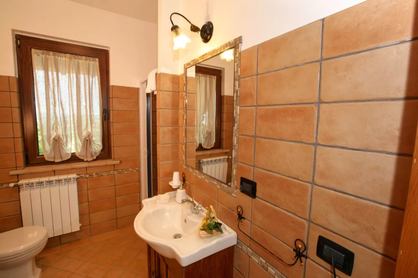 Il Giglio 16-Bathroom