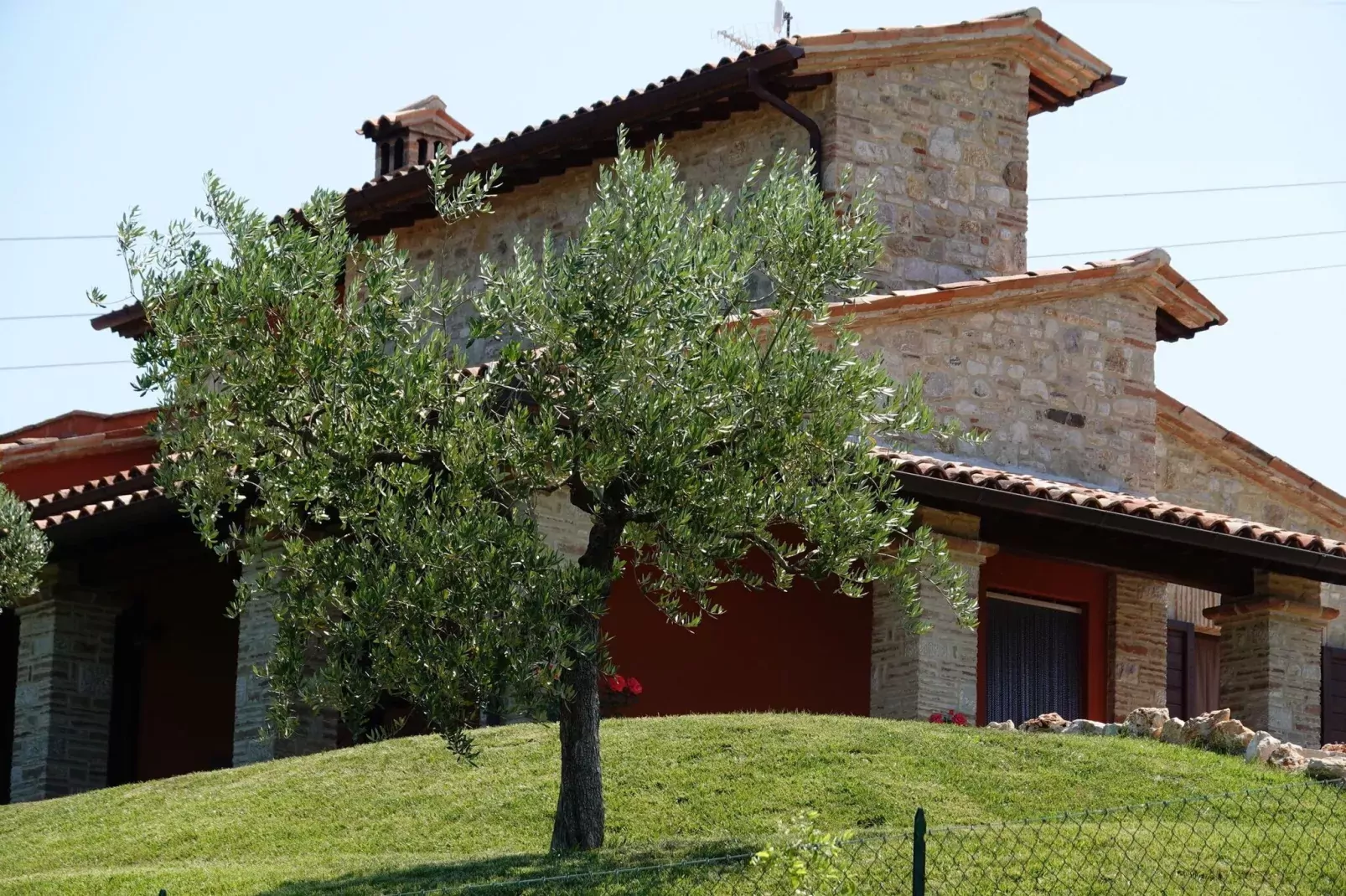 Villa Due Olive-Exterior summer