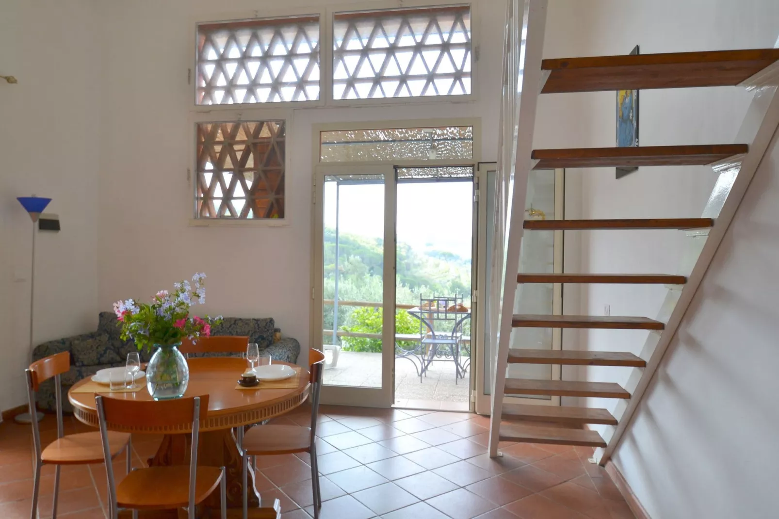 Lidia-Living room
