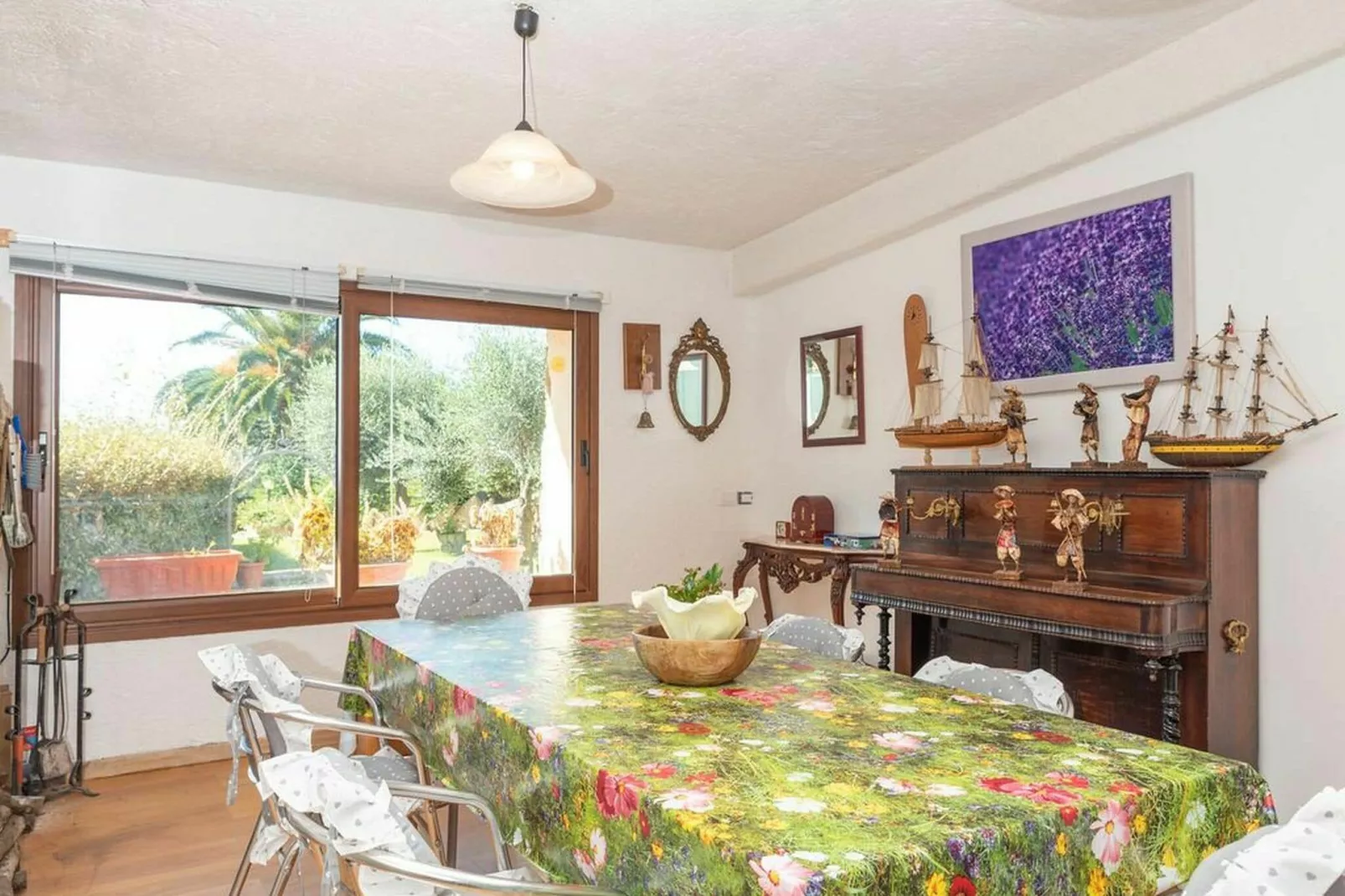 Casa Smeralda-Salon