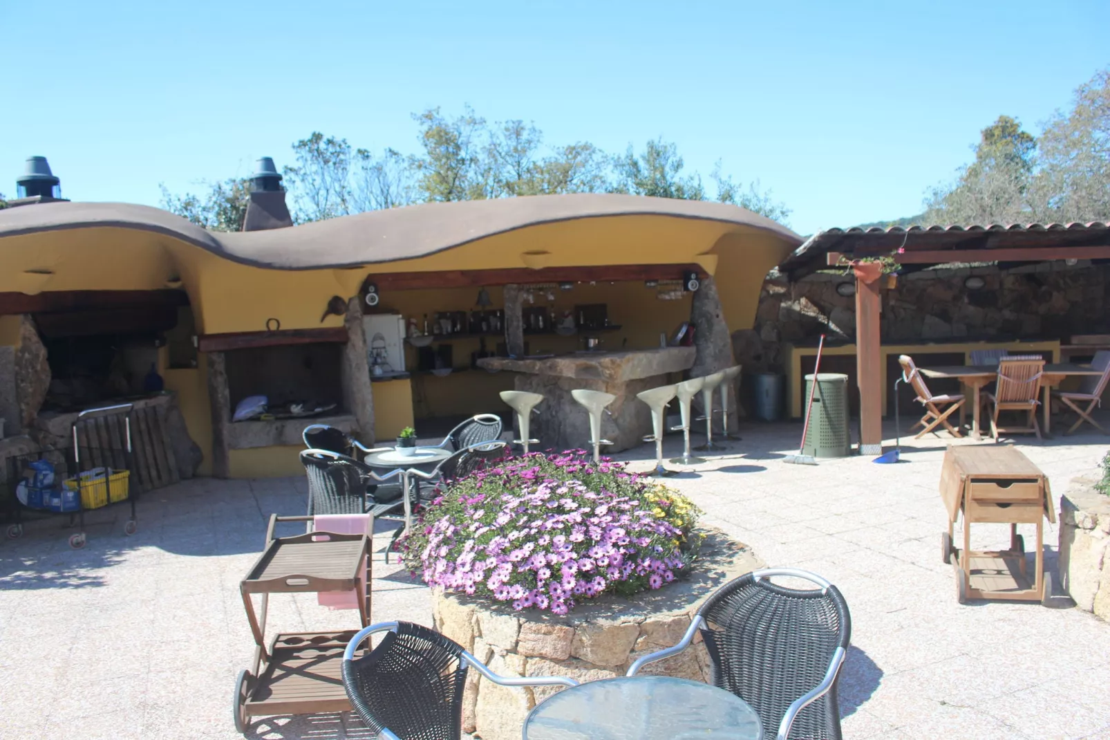 Casa Smeralda-Installations