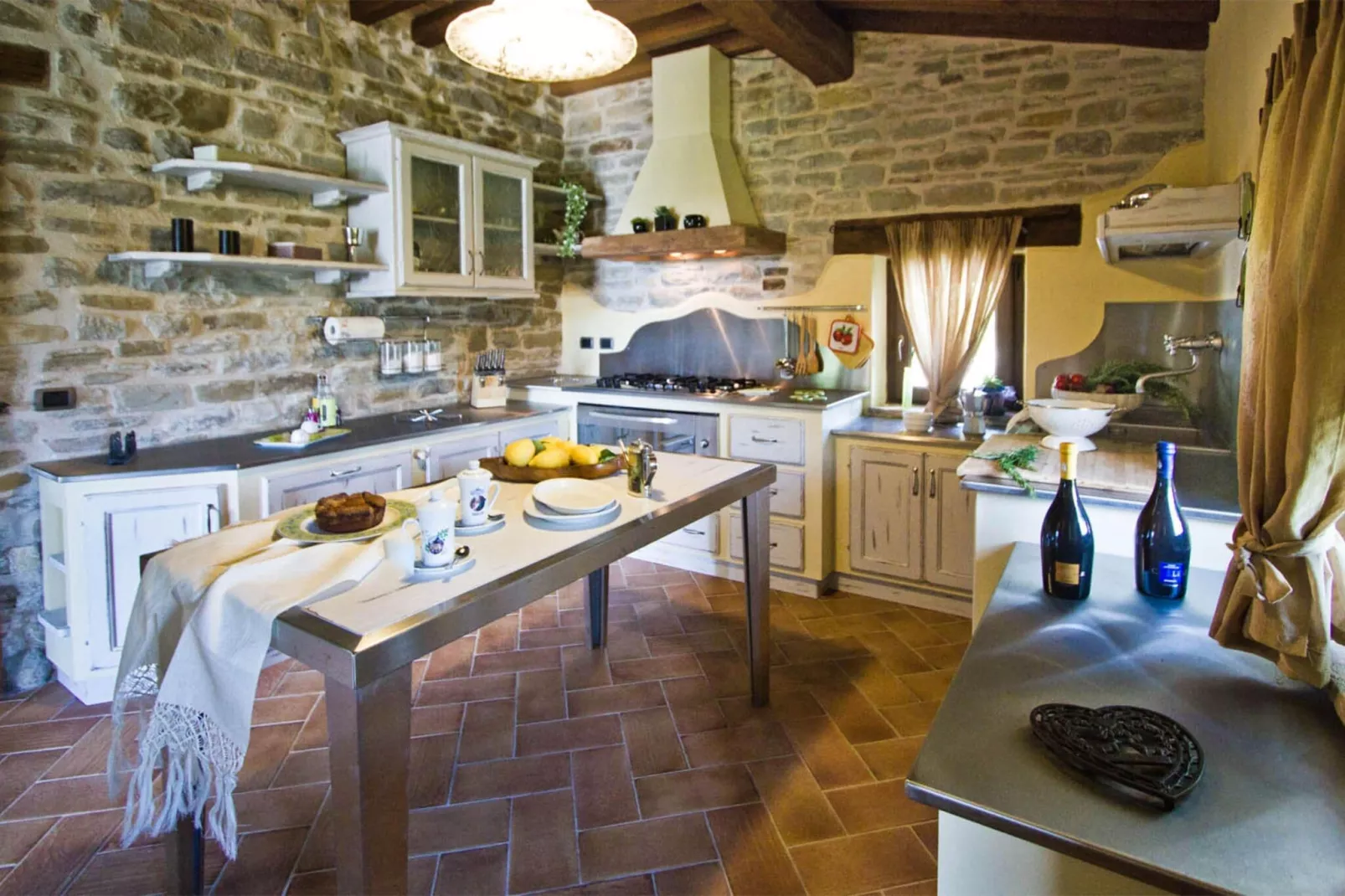 La Rocca-Living room