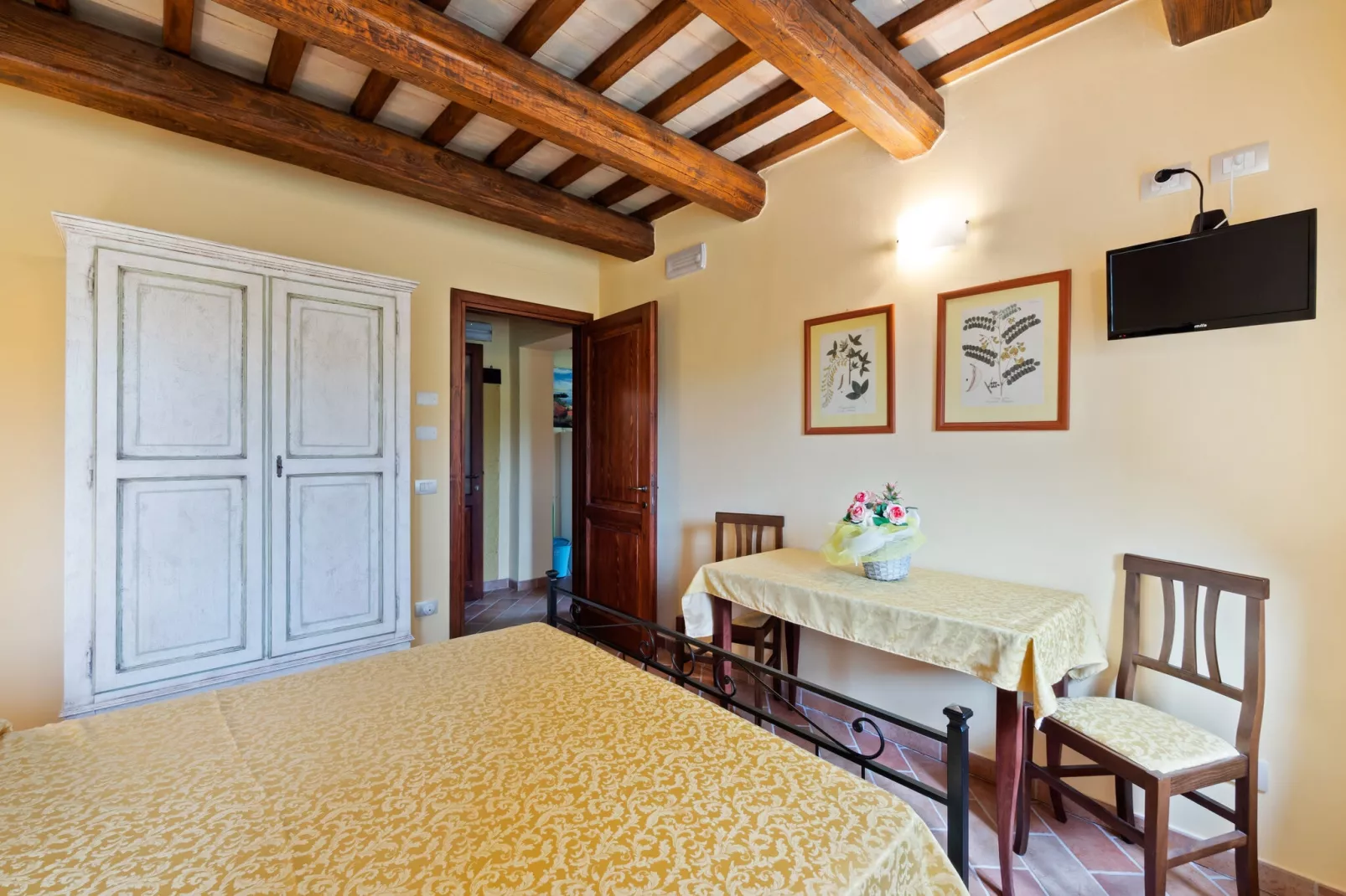 Calfattore-Bedroom