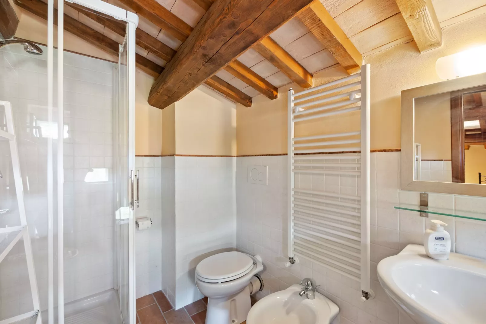 Calfattore-Bathroom