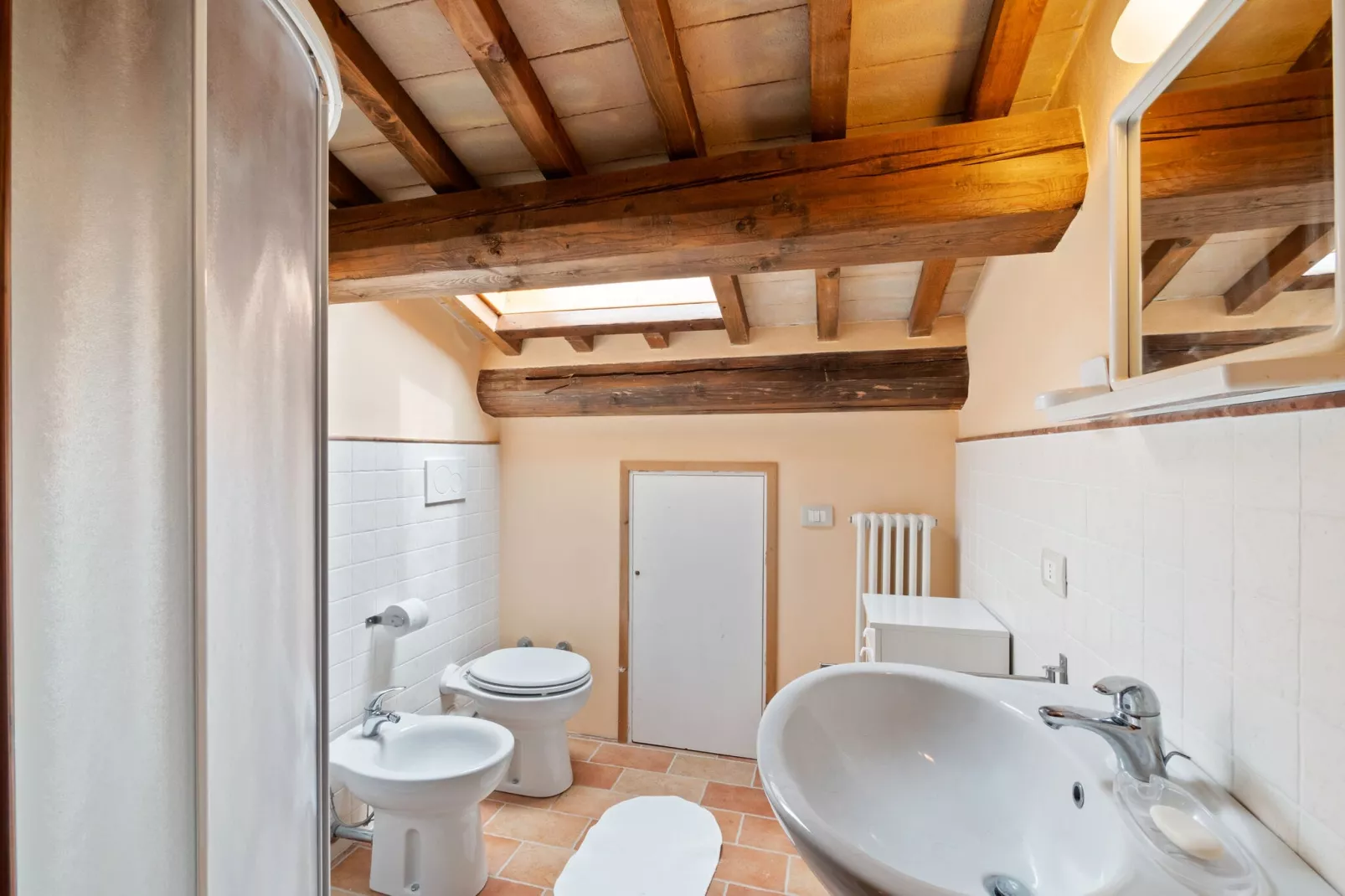 Calfattore-Bathroom
