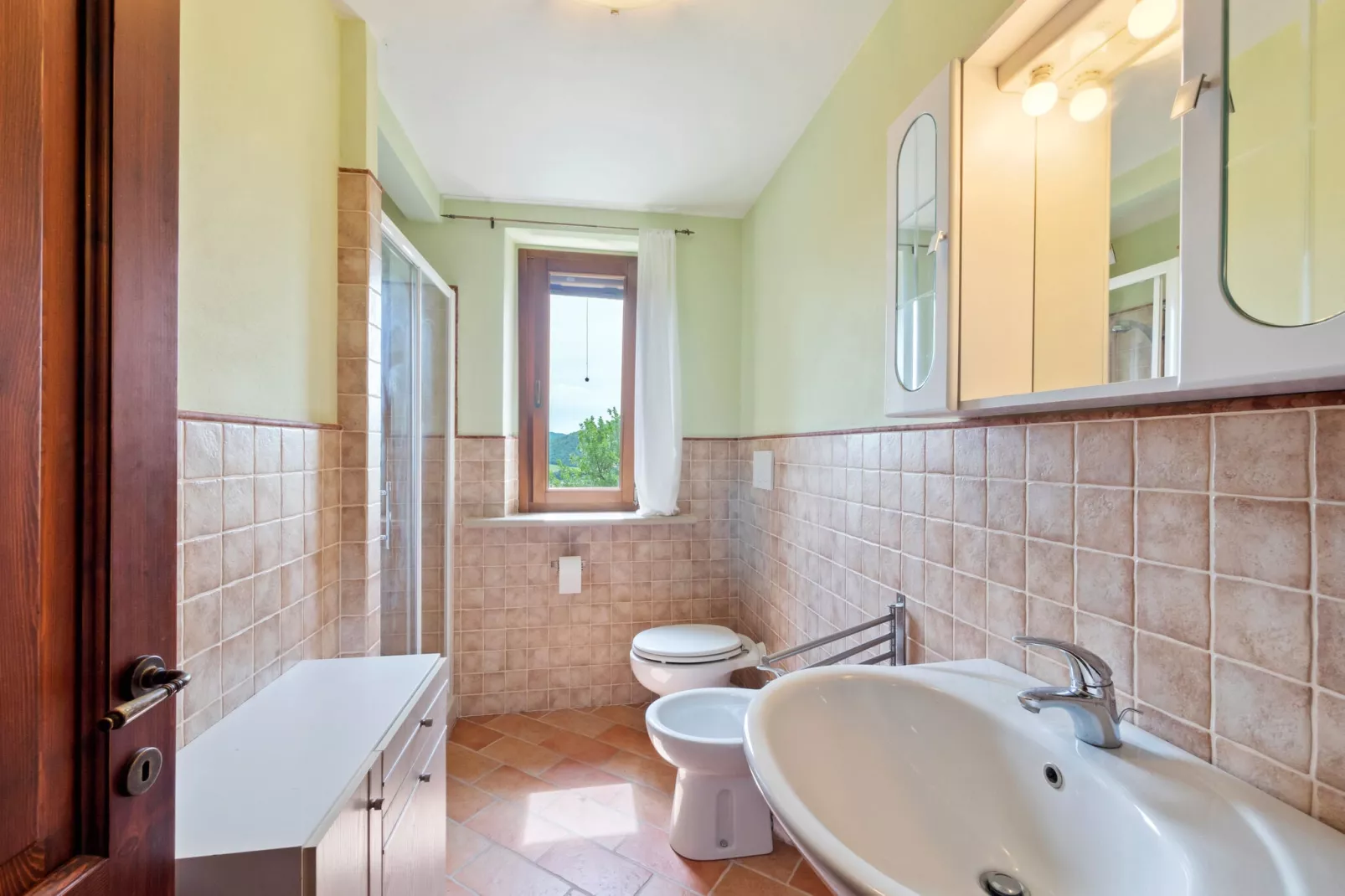 Calfattore-Bathroom