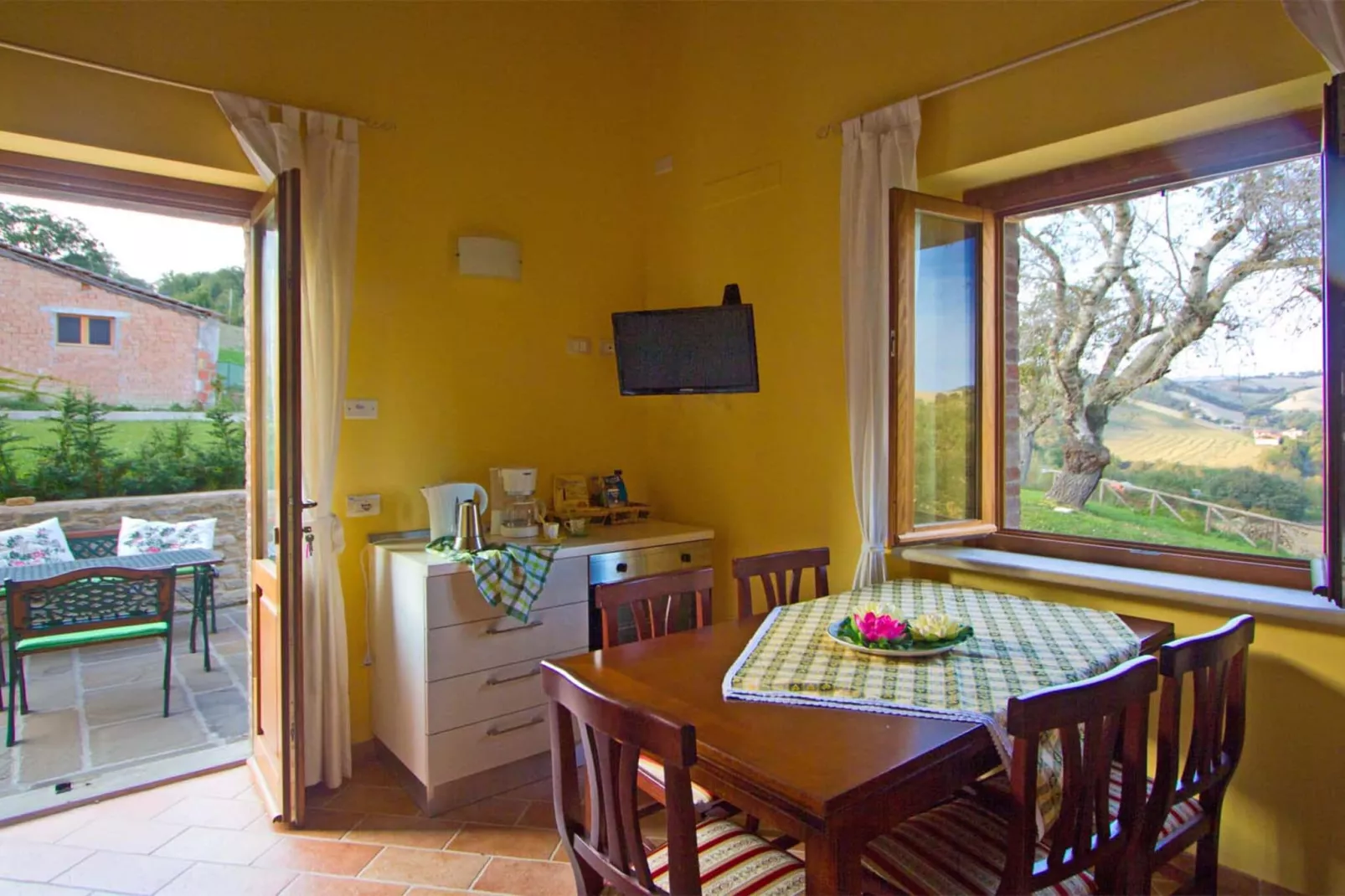 Calfattore La Duchessa-Kitchen