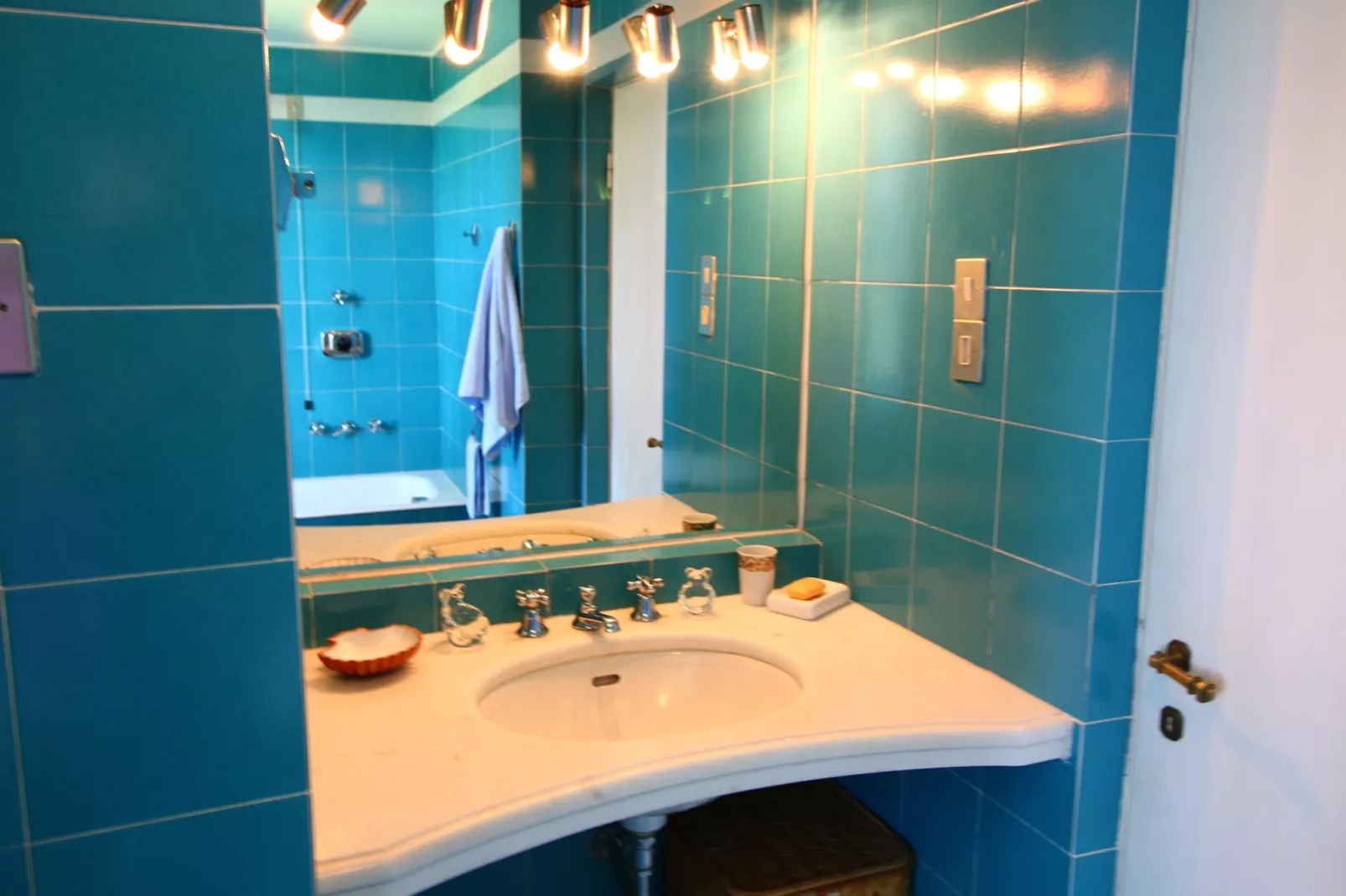 Villa Manziana-Badezimmer